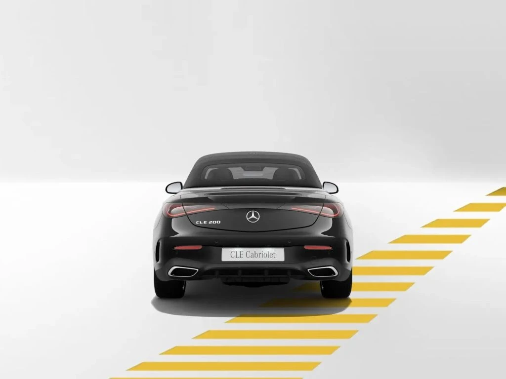Mercedes-Benz-CLE 200-image-4
