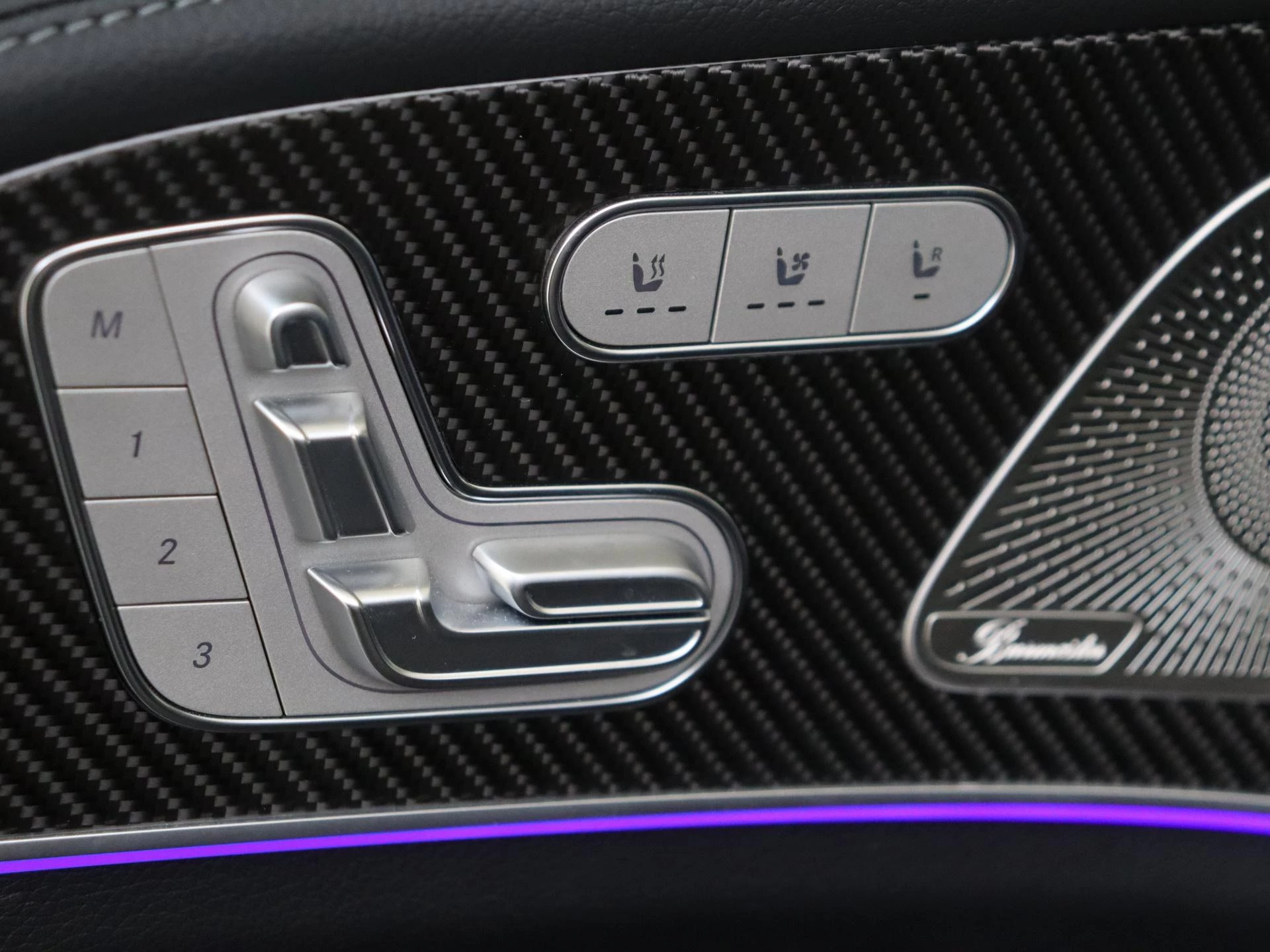 Mercedes-Benz-GLE-image-37