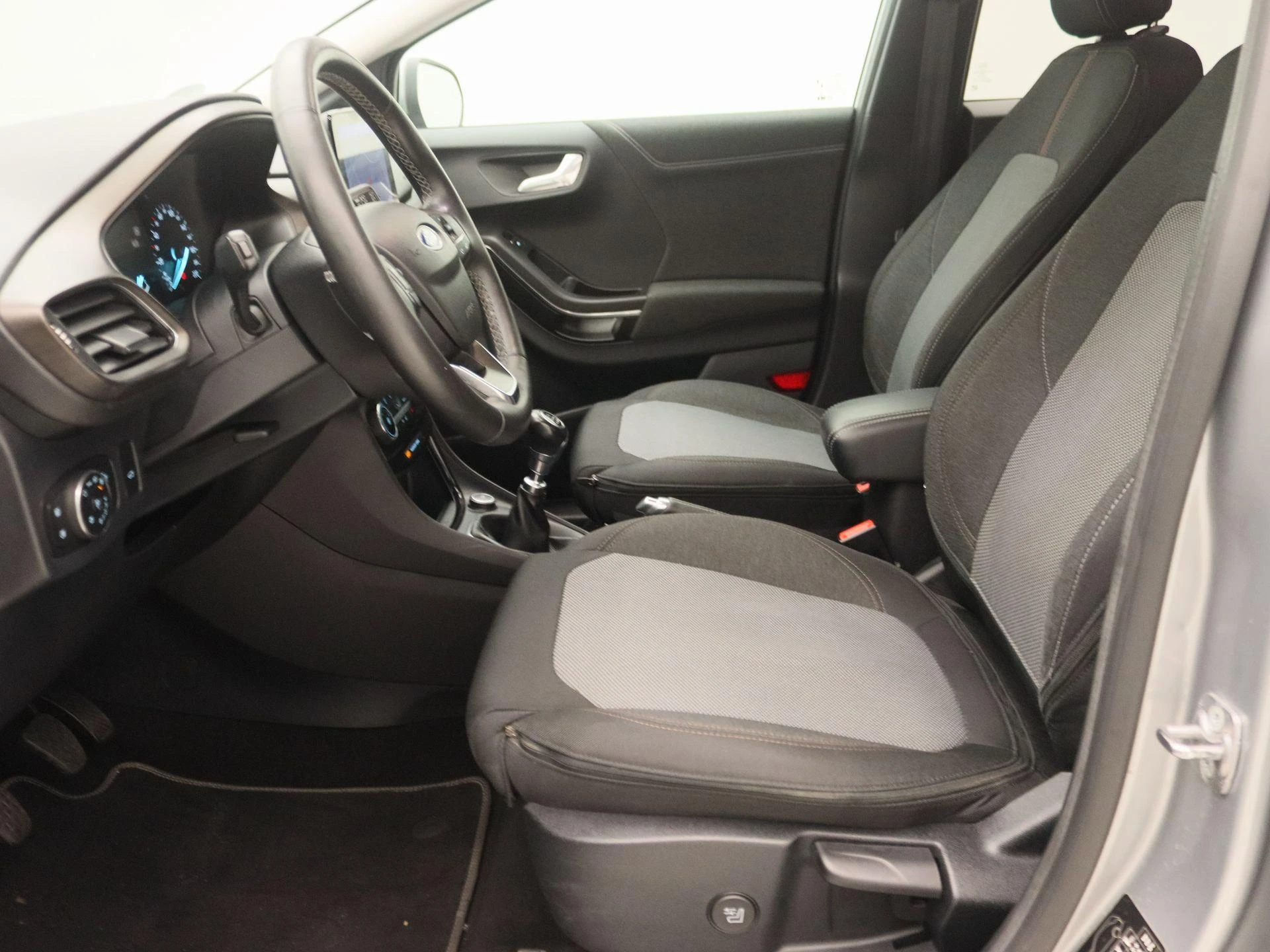 Ford-Puma-image-12