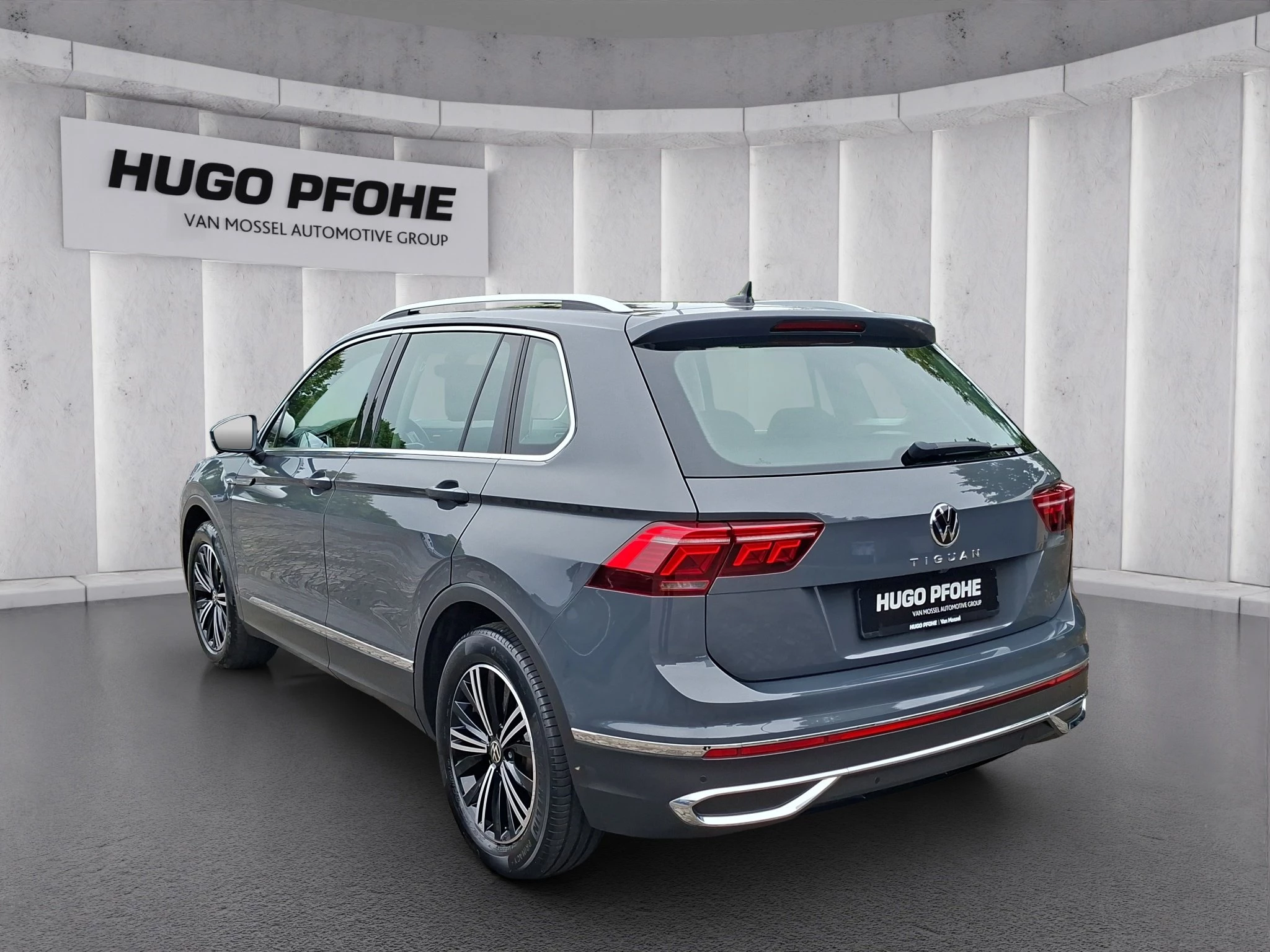 Volkswagen Tiguan Elegance 2.0 TDI LED | AHK | ACC | PDC | SHZ | LMF | Navi
