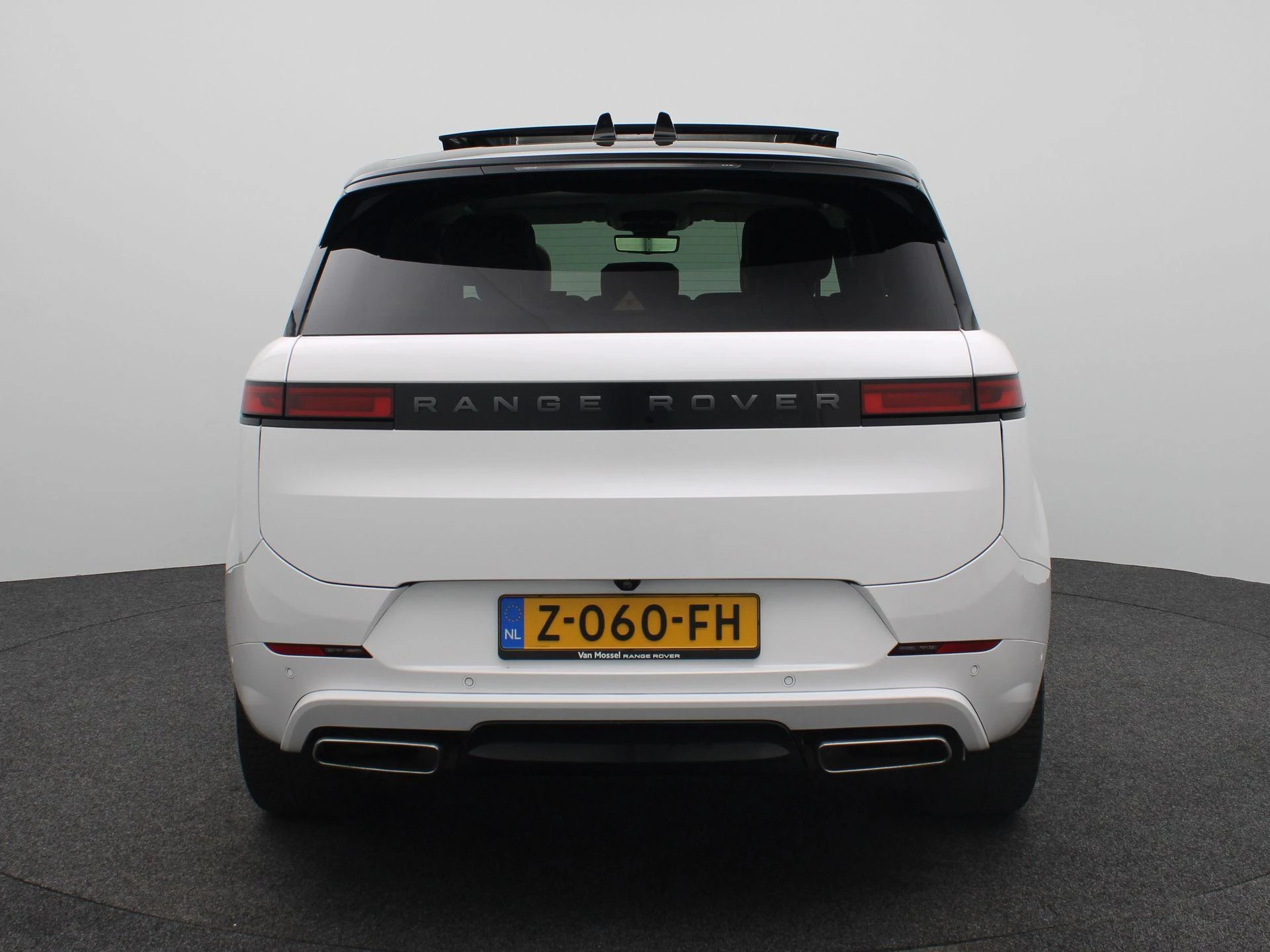 Land Rover-Range Rover Sport-image-4