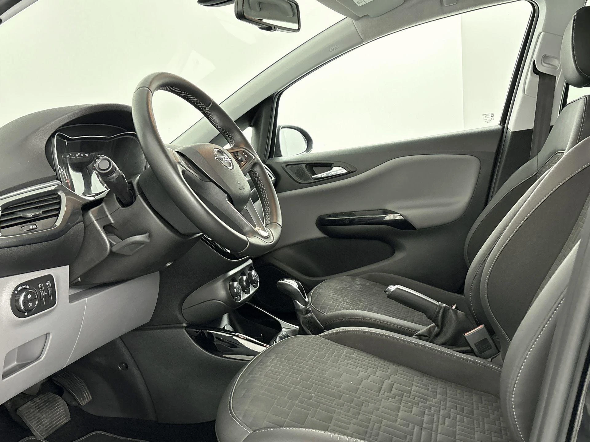 Opel-Corsa-image-7