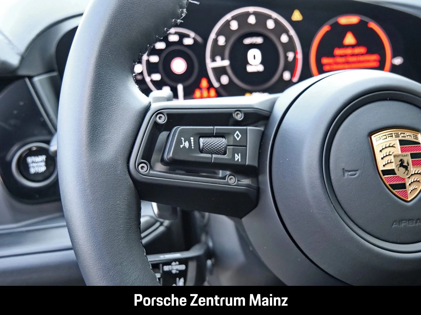 Porsche Cayenne GTS Coupe Burmester HA-Lenkung InnoDrive gts