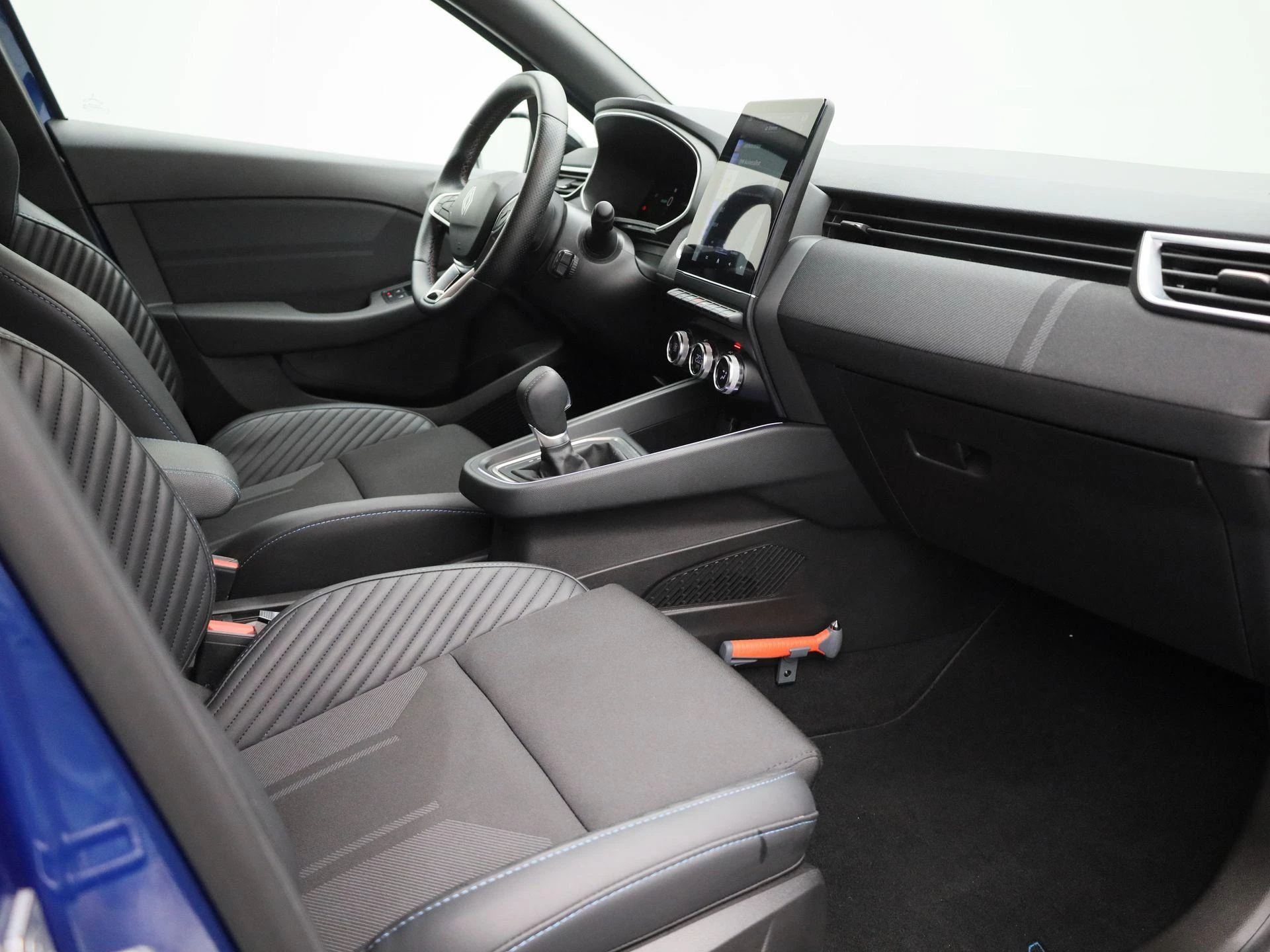 Renault-Clio-image-32
