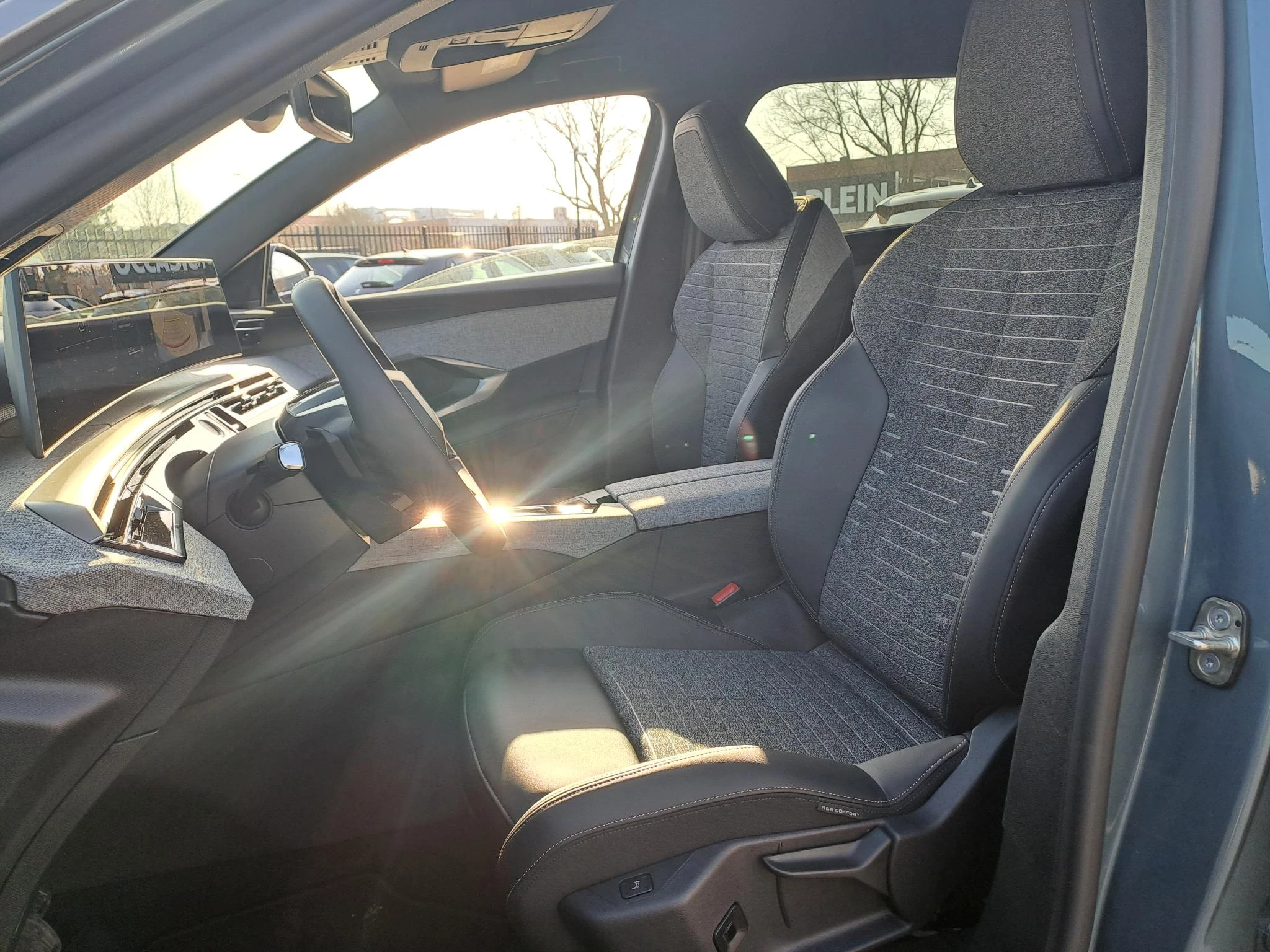 Peugeot-5008-image-11