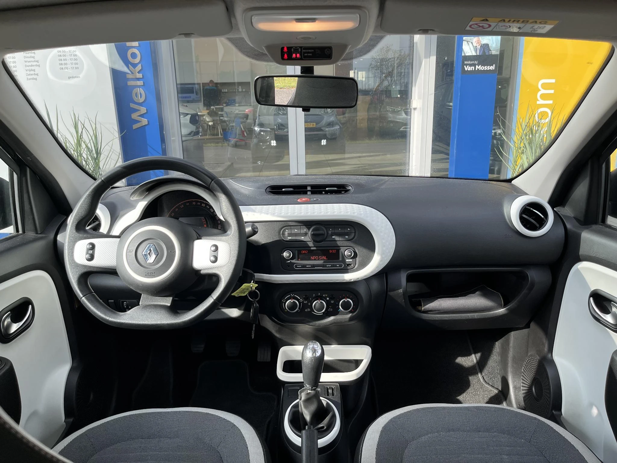Renault-Twingo-image-29