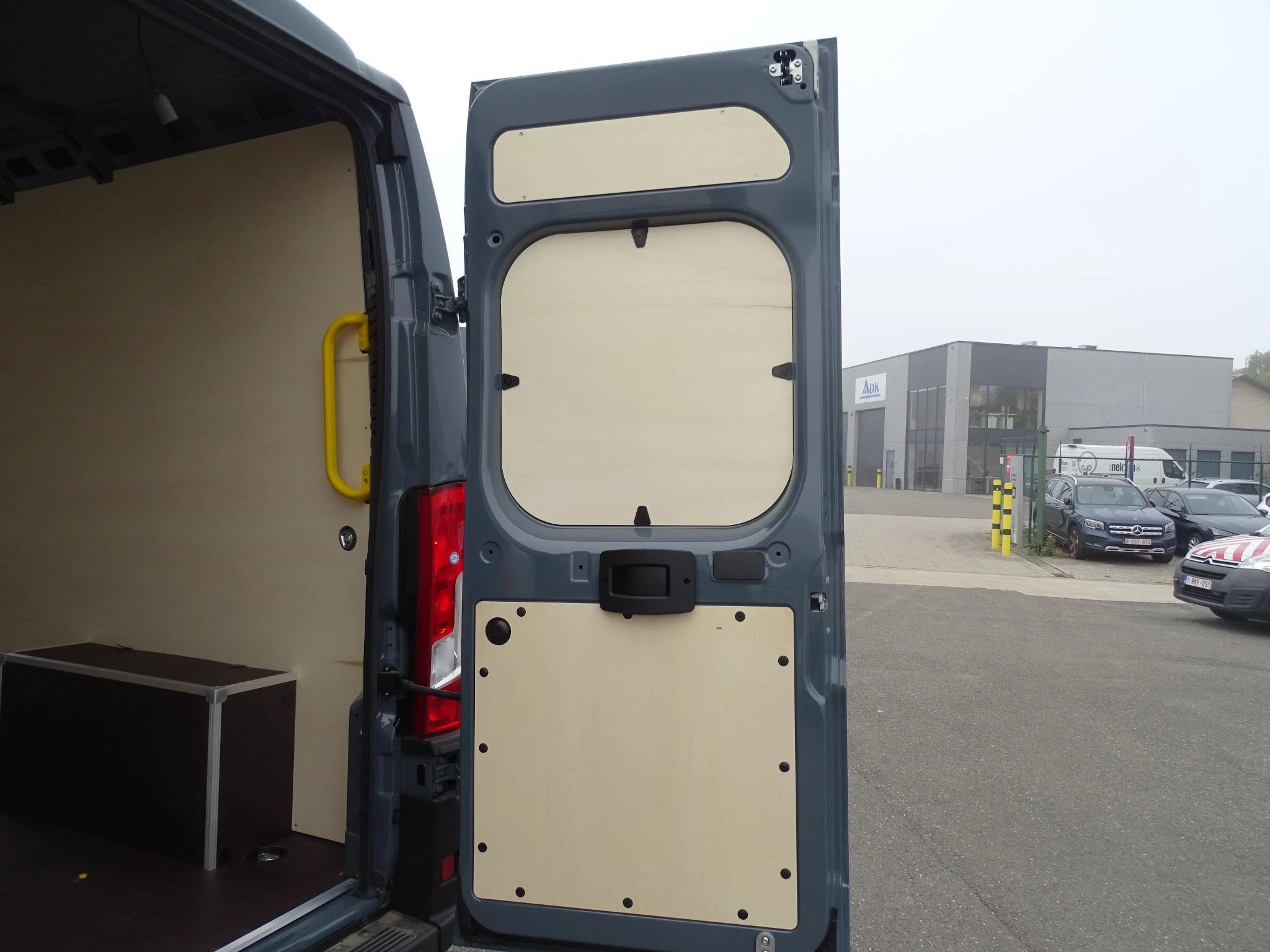 Opel-Movano-image-14