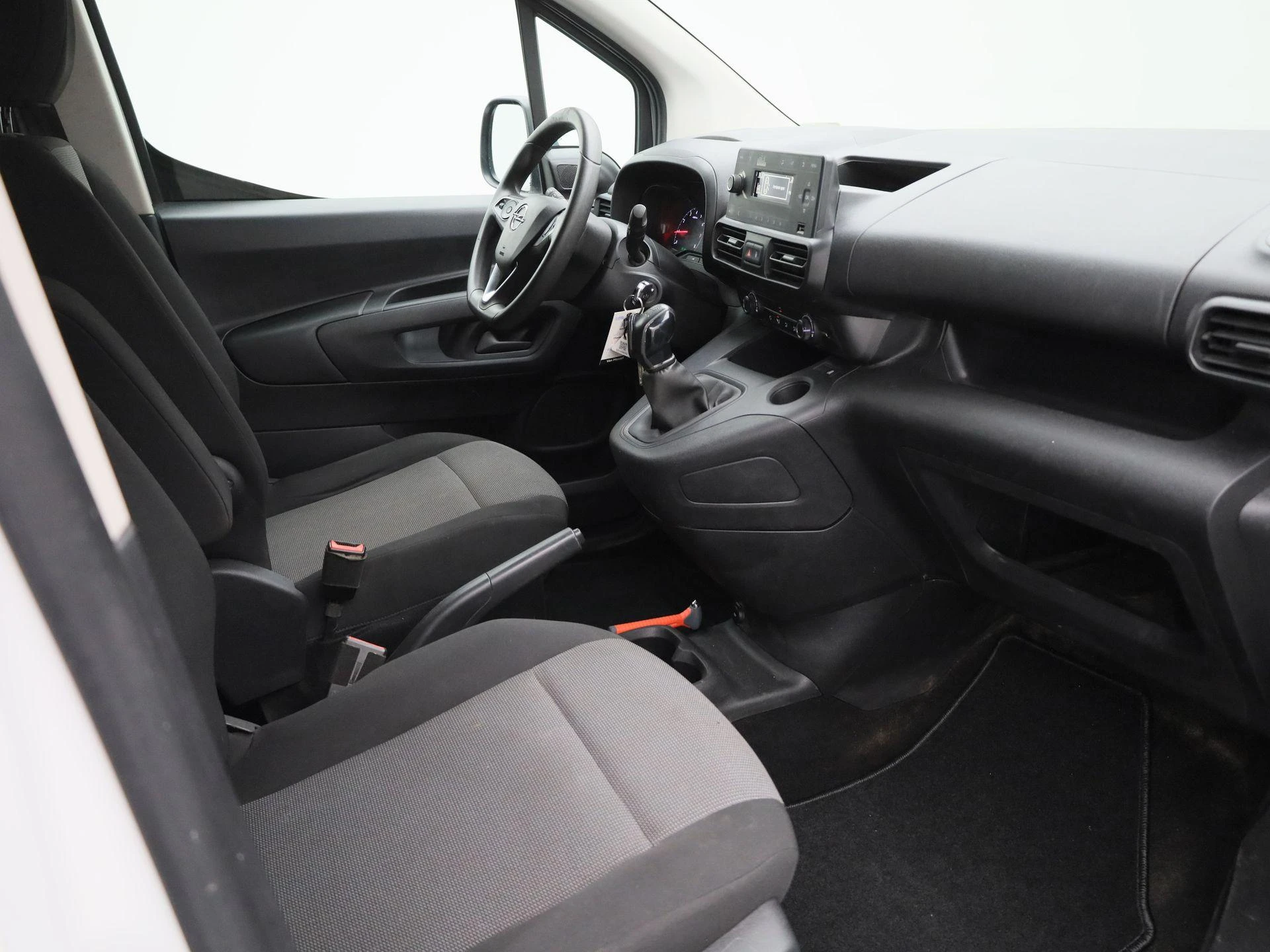 Opel-Combo-image-12