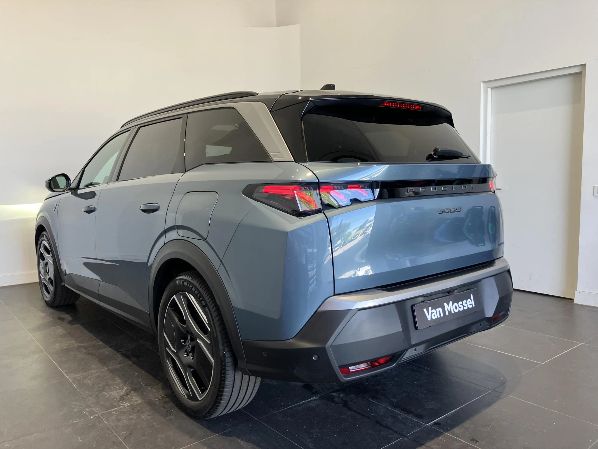Peugeot-5008-image-8