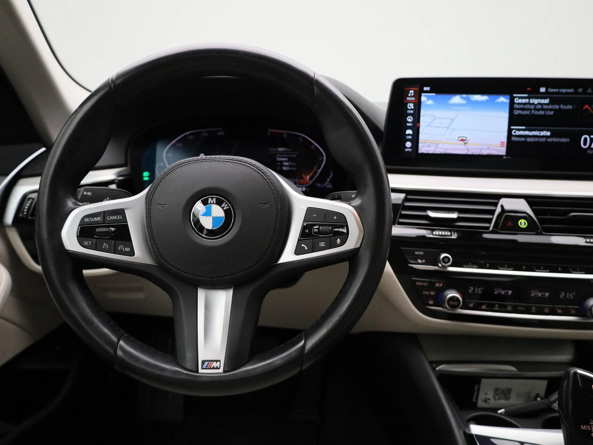 BMW-5 Serie-image-6