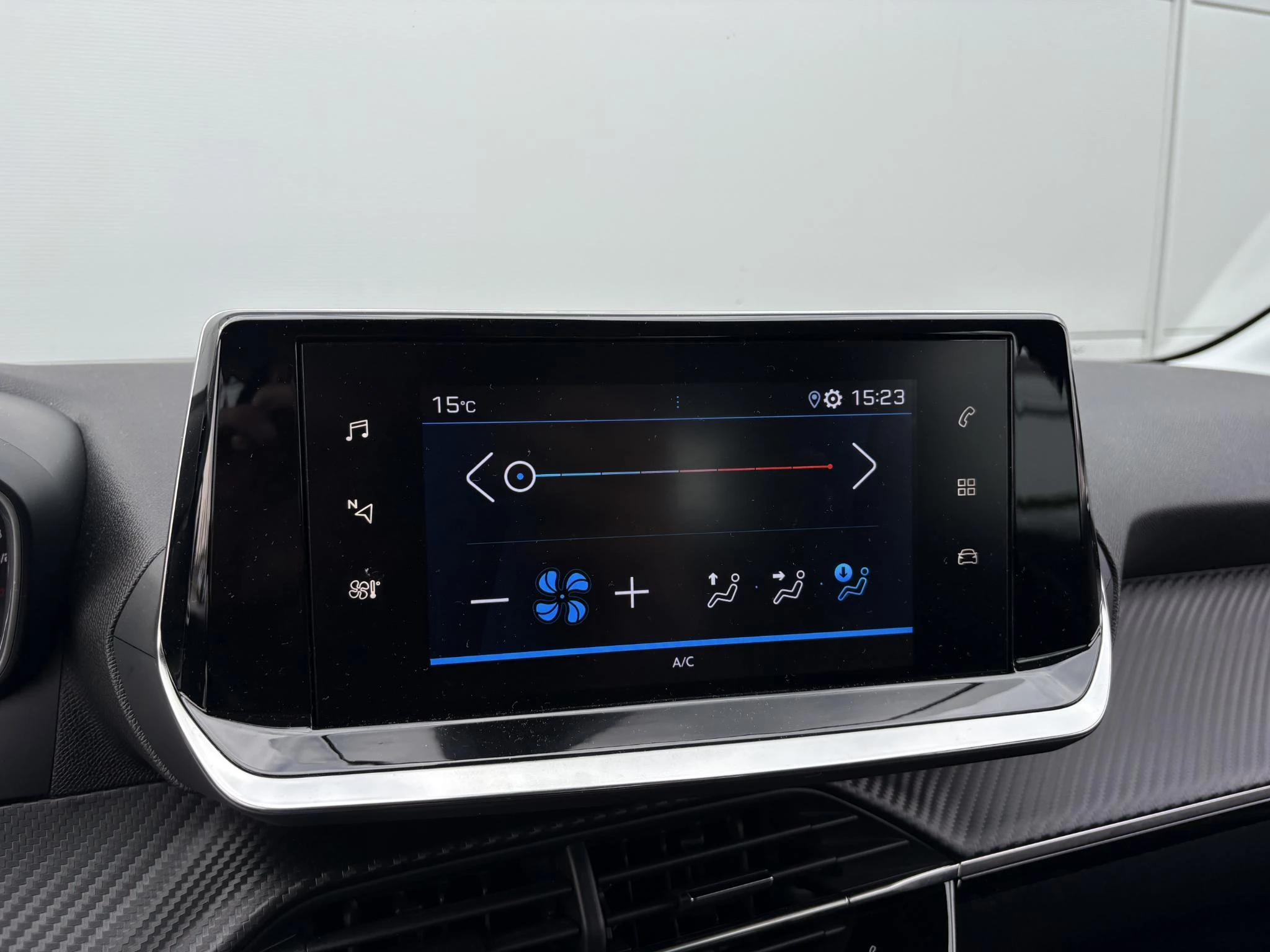 Peugeot-208-image-20