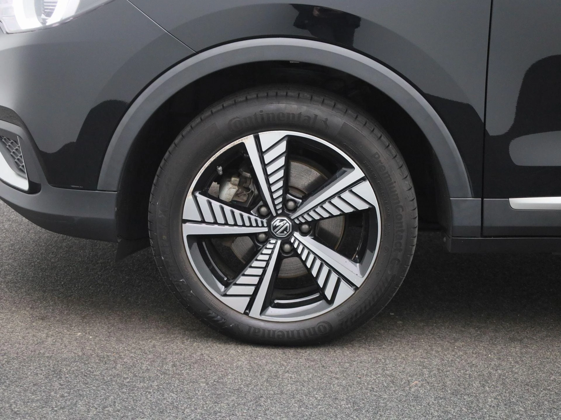 MG-ZS EV-image-13