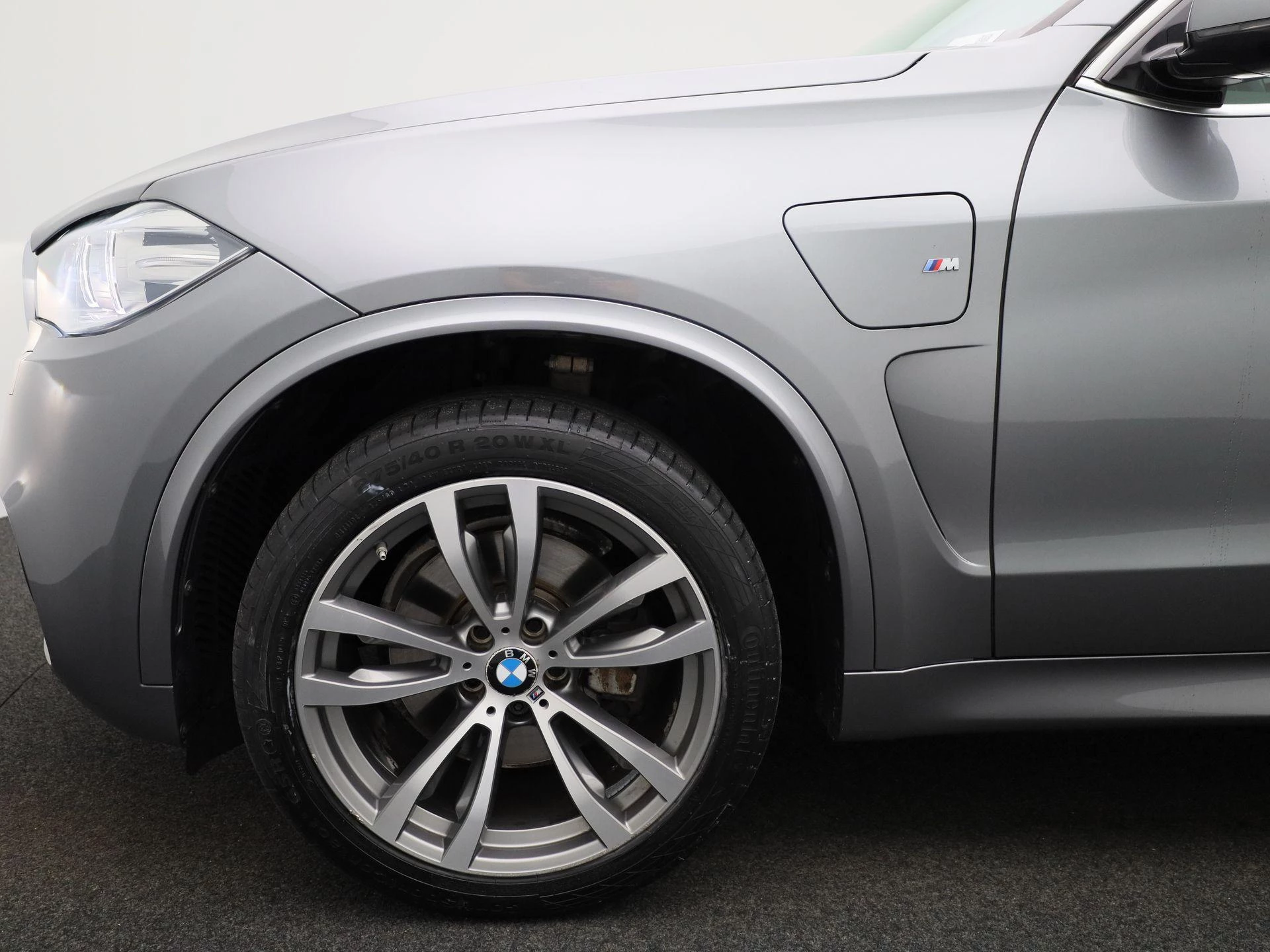 BMW-X5-image-12