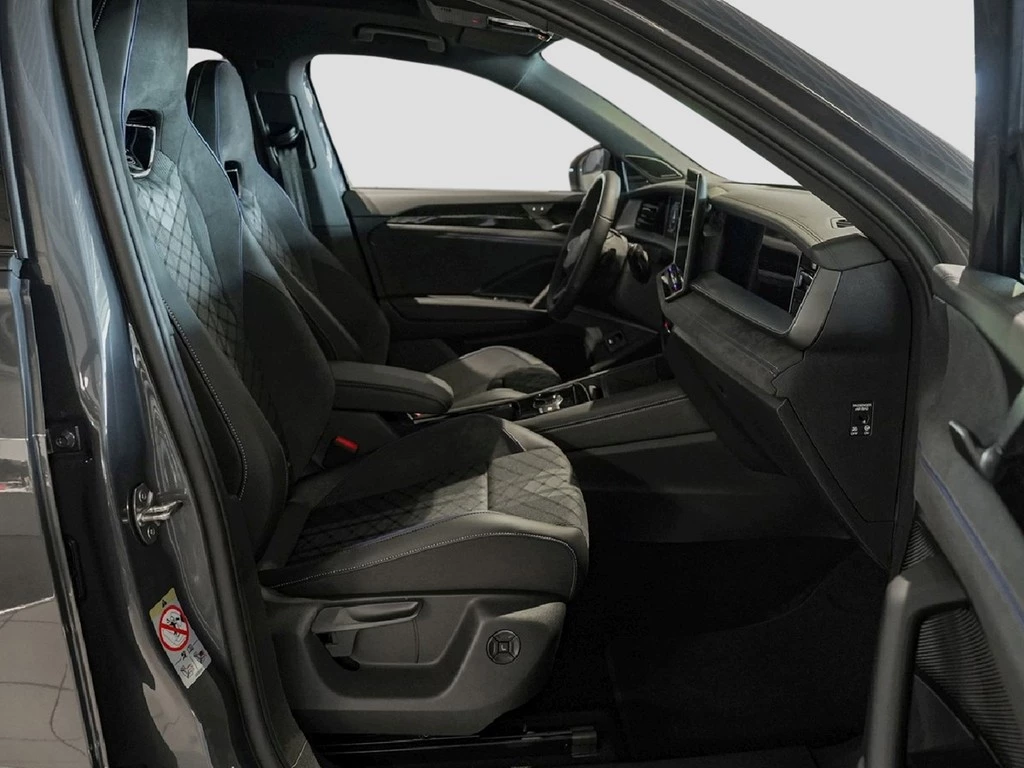 Volkswagen Tayron 2,0 l TDI 4MOTION DSG R-Line VAL