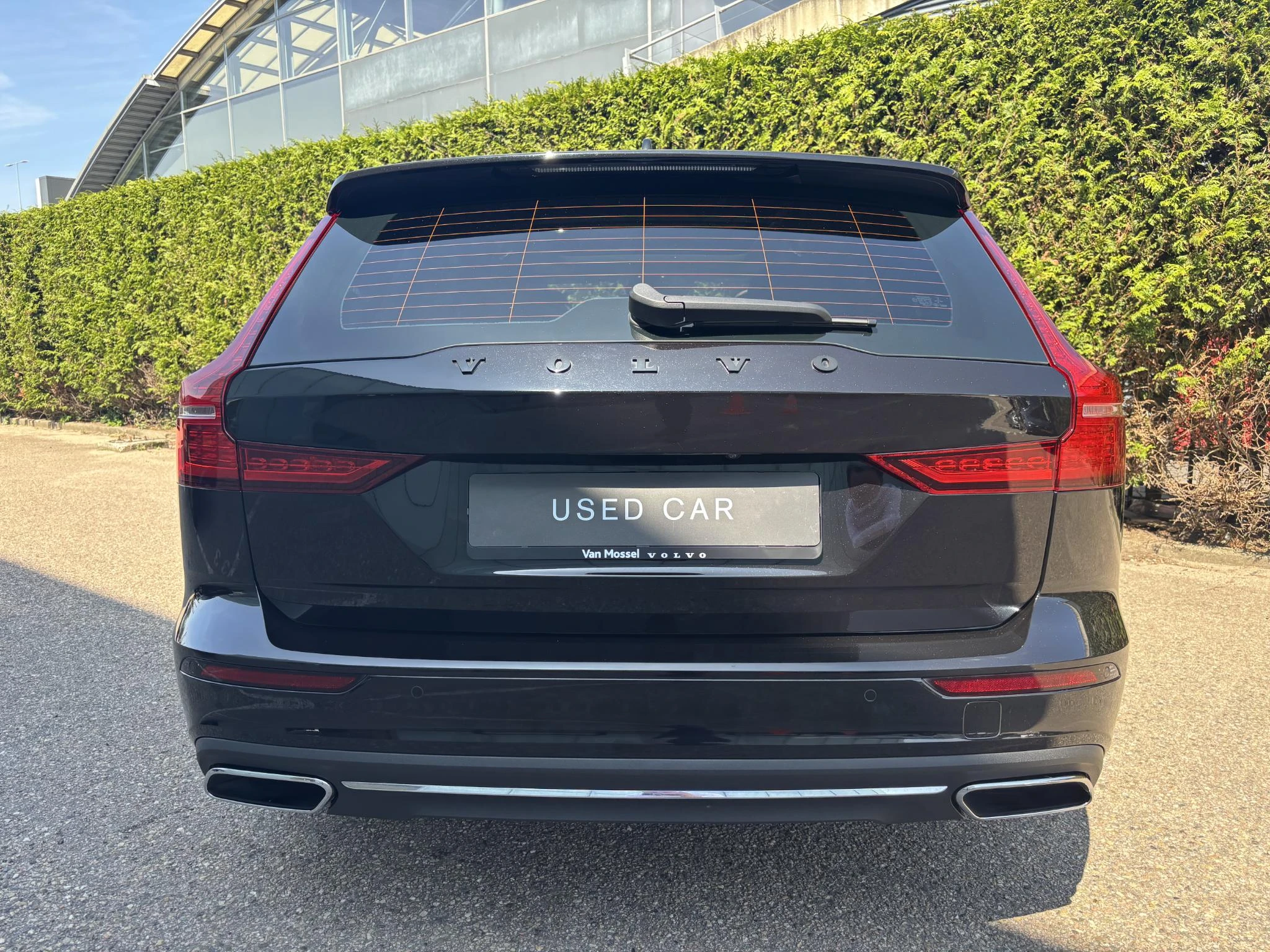 Volvo V60 D4 Momentum Pro|Leder|Panodak|Trekhaak|Aut.