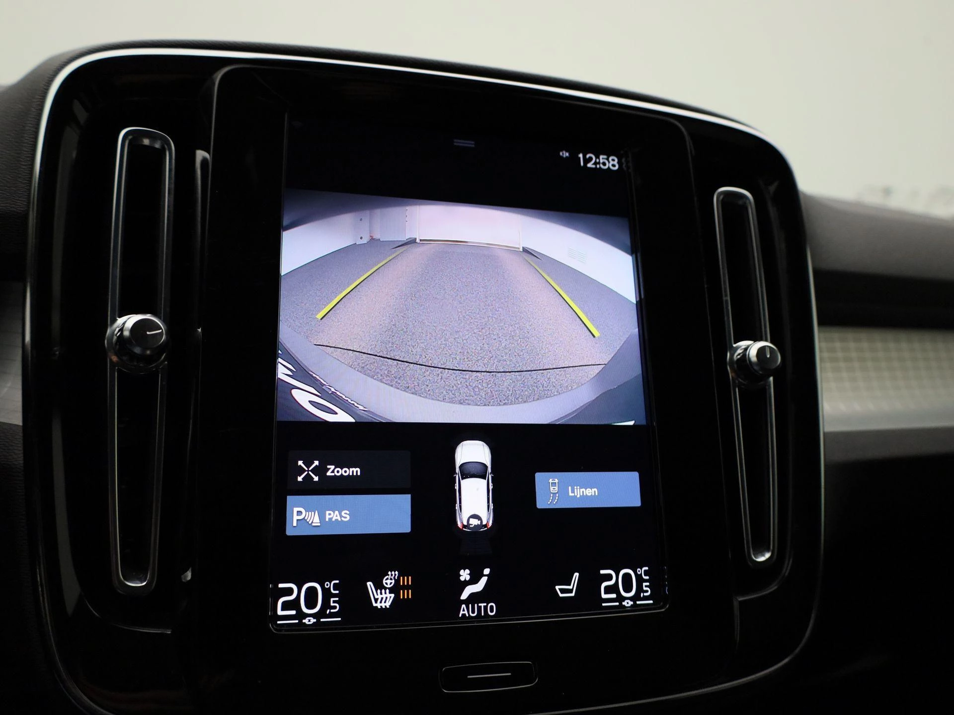 Volvo-XC40-image-26
