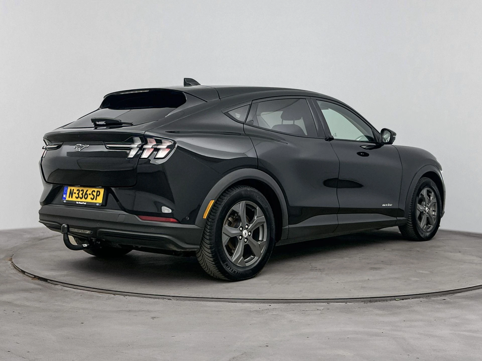 Ford-Mustang Mach-E-image-3