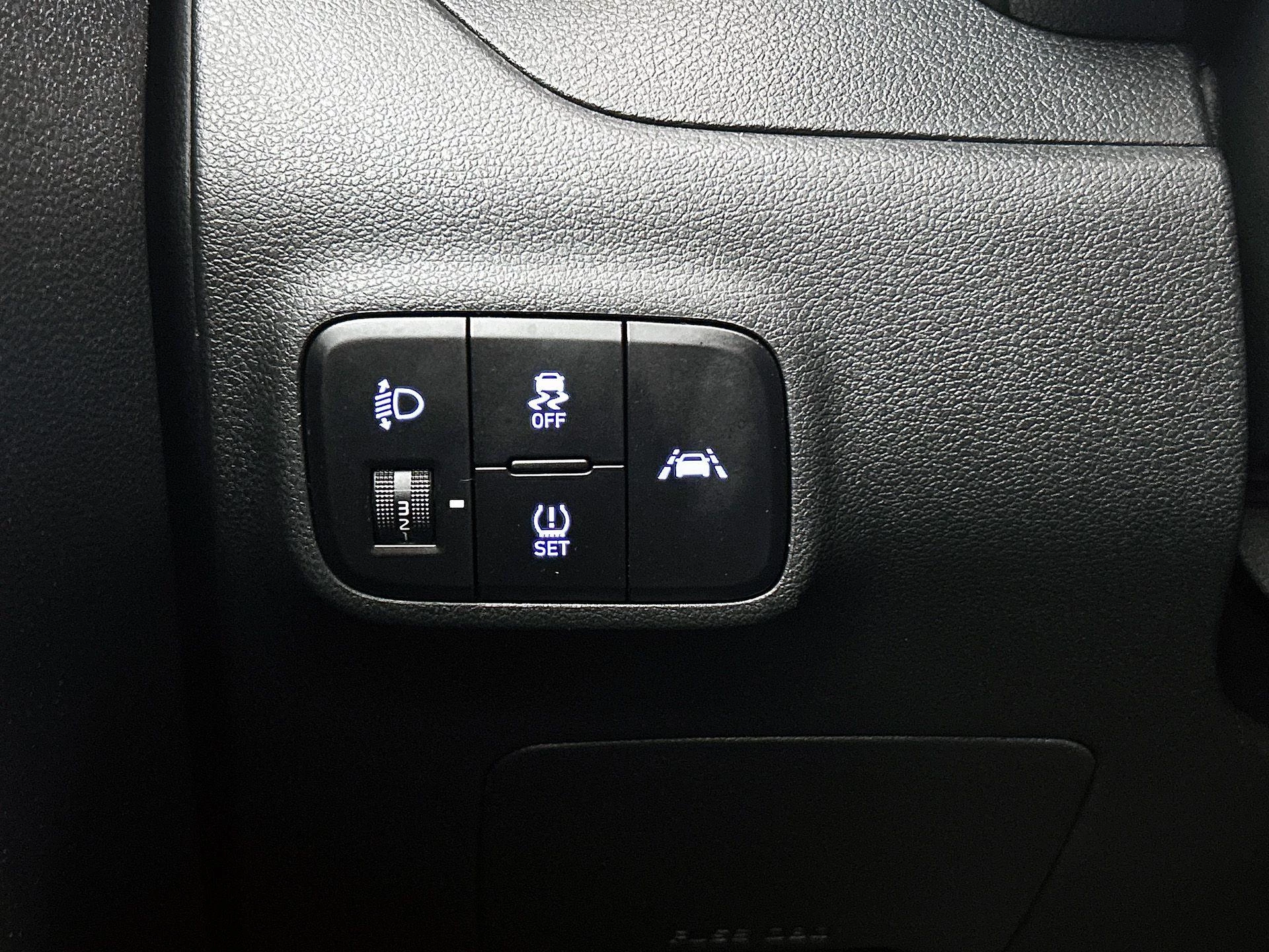 Hyundai-i10-image-22