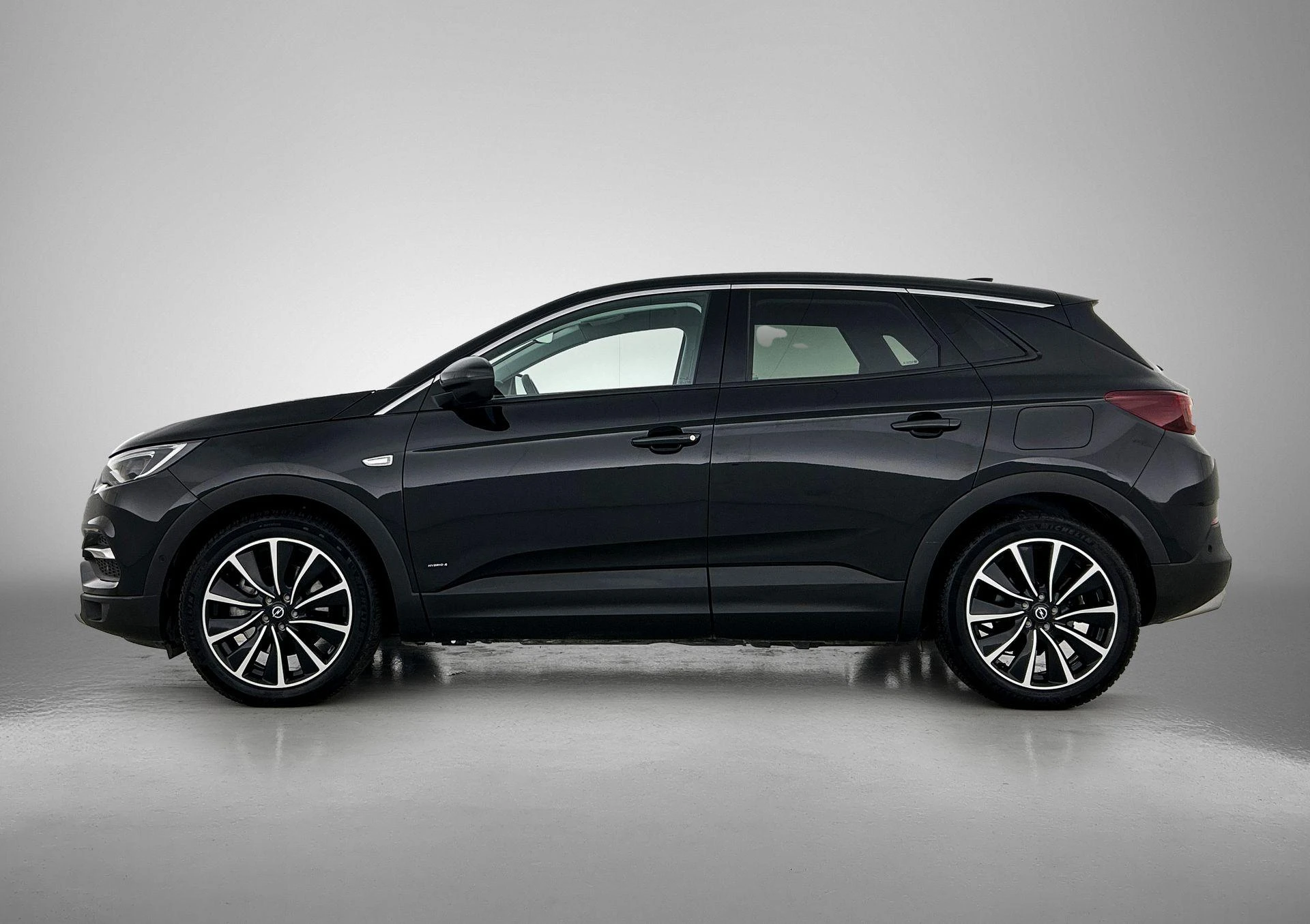 Opel-Grandland X-image-1