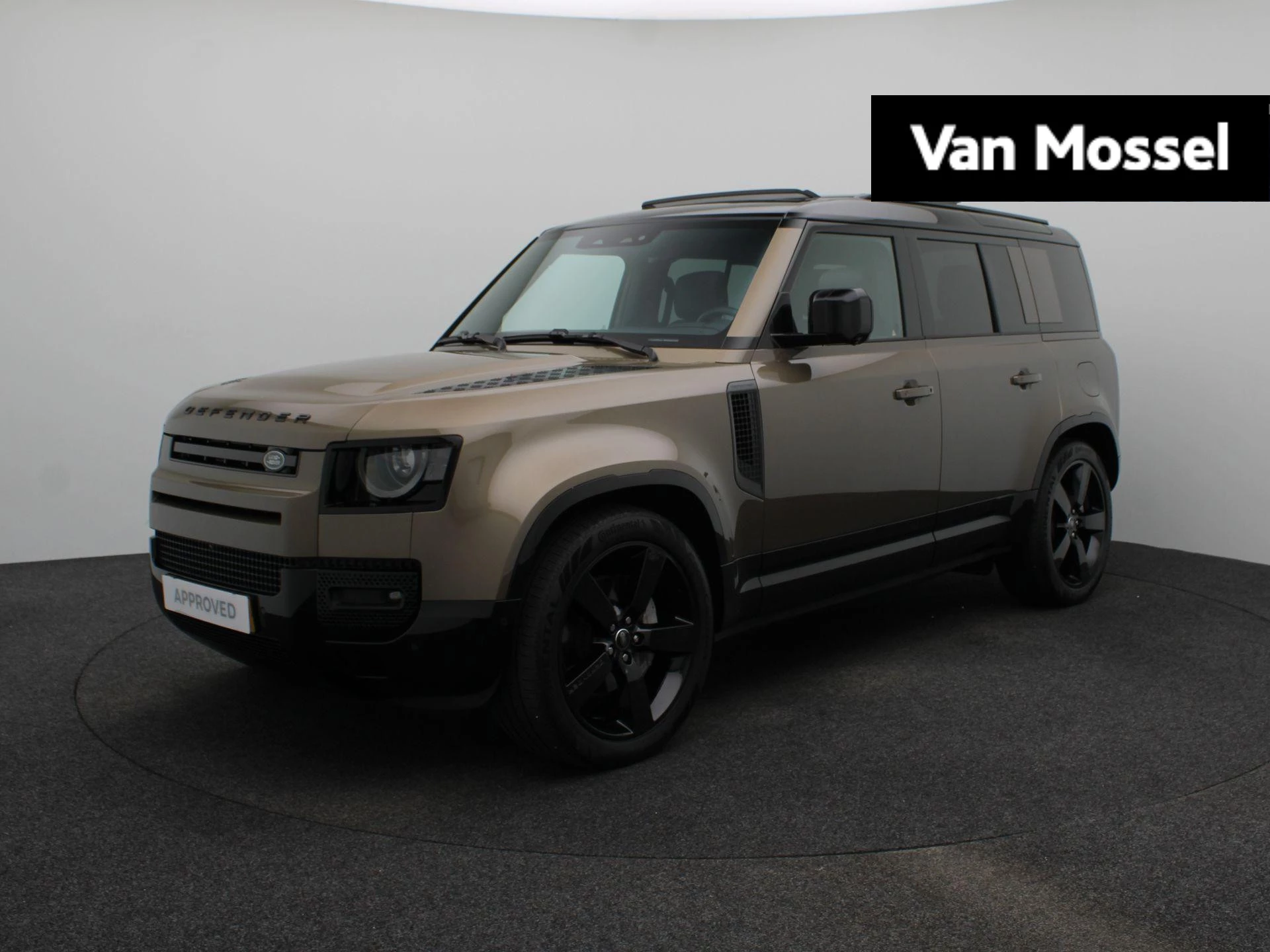 Land Rover-Defender-image-0