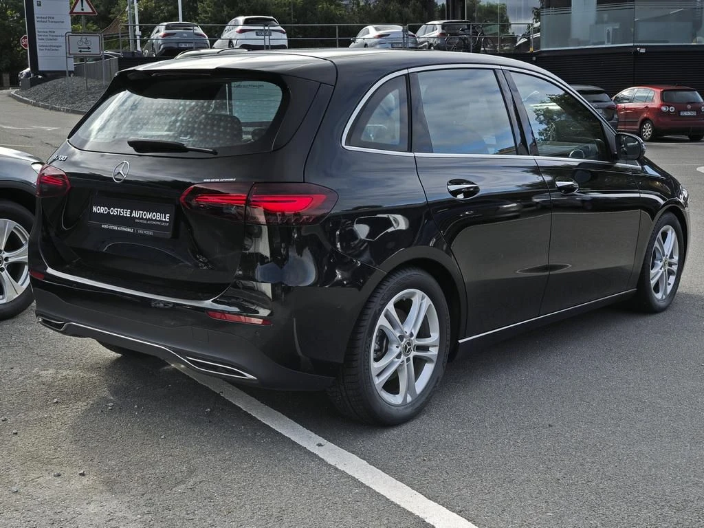Mercedes-Benz-B-Klasse 200-image-4