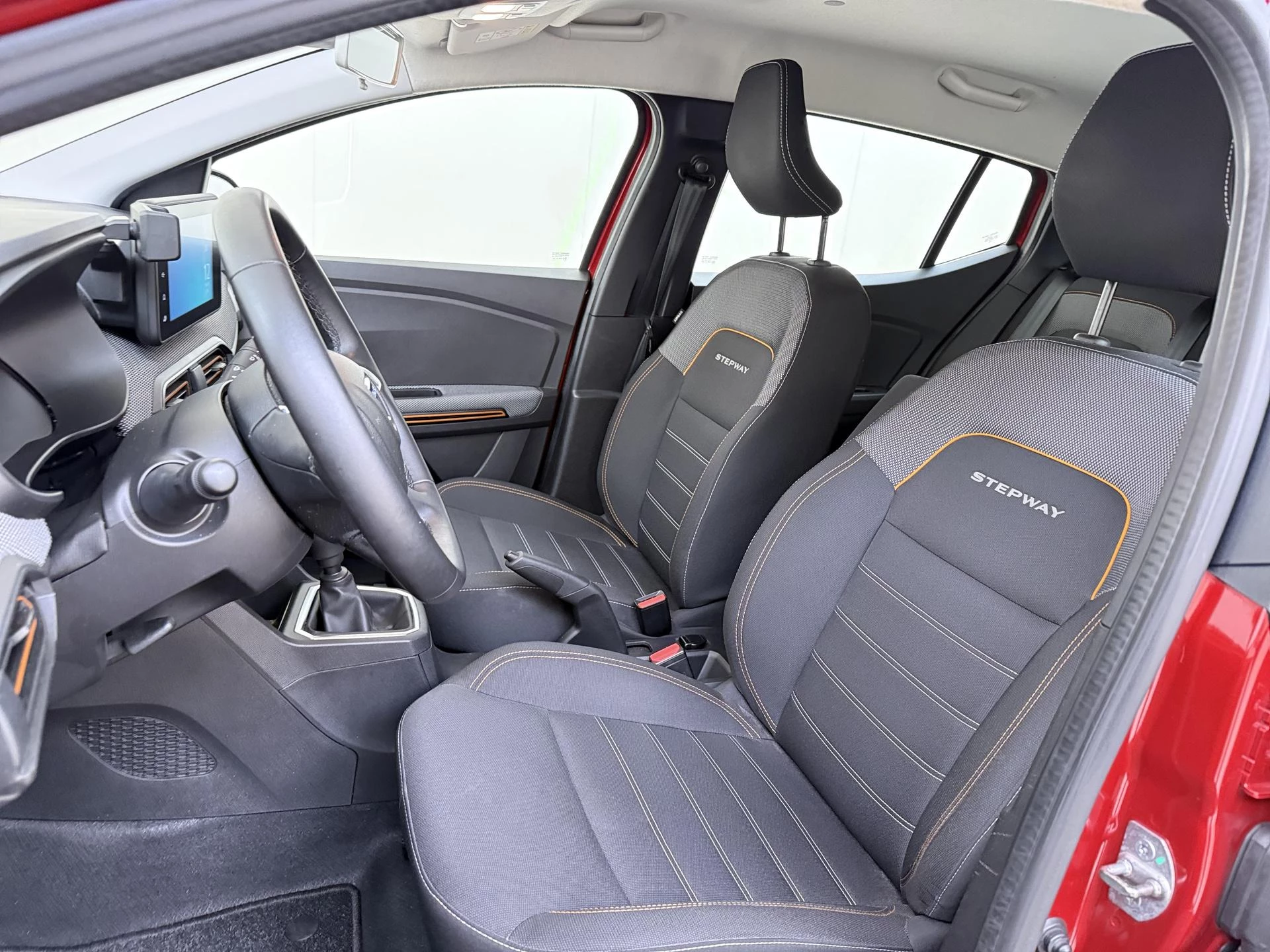 Dacia-Sandero Stepway-image-10