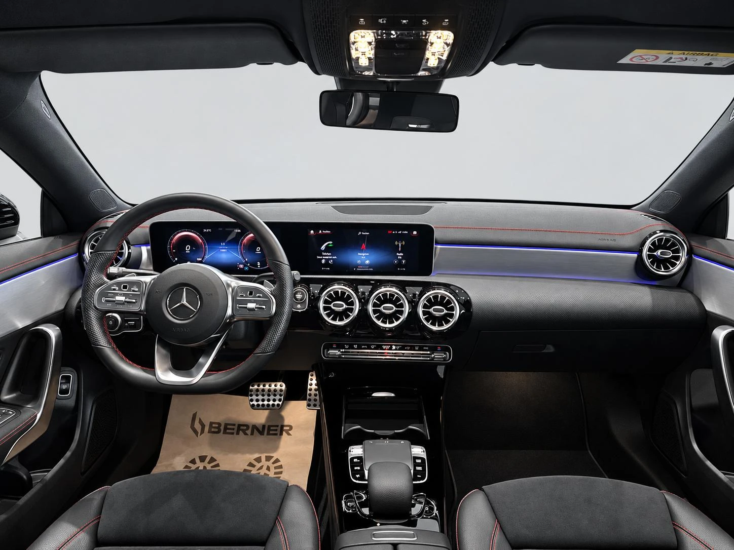 Mercedes-Benz-CLA-image-11