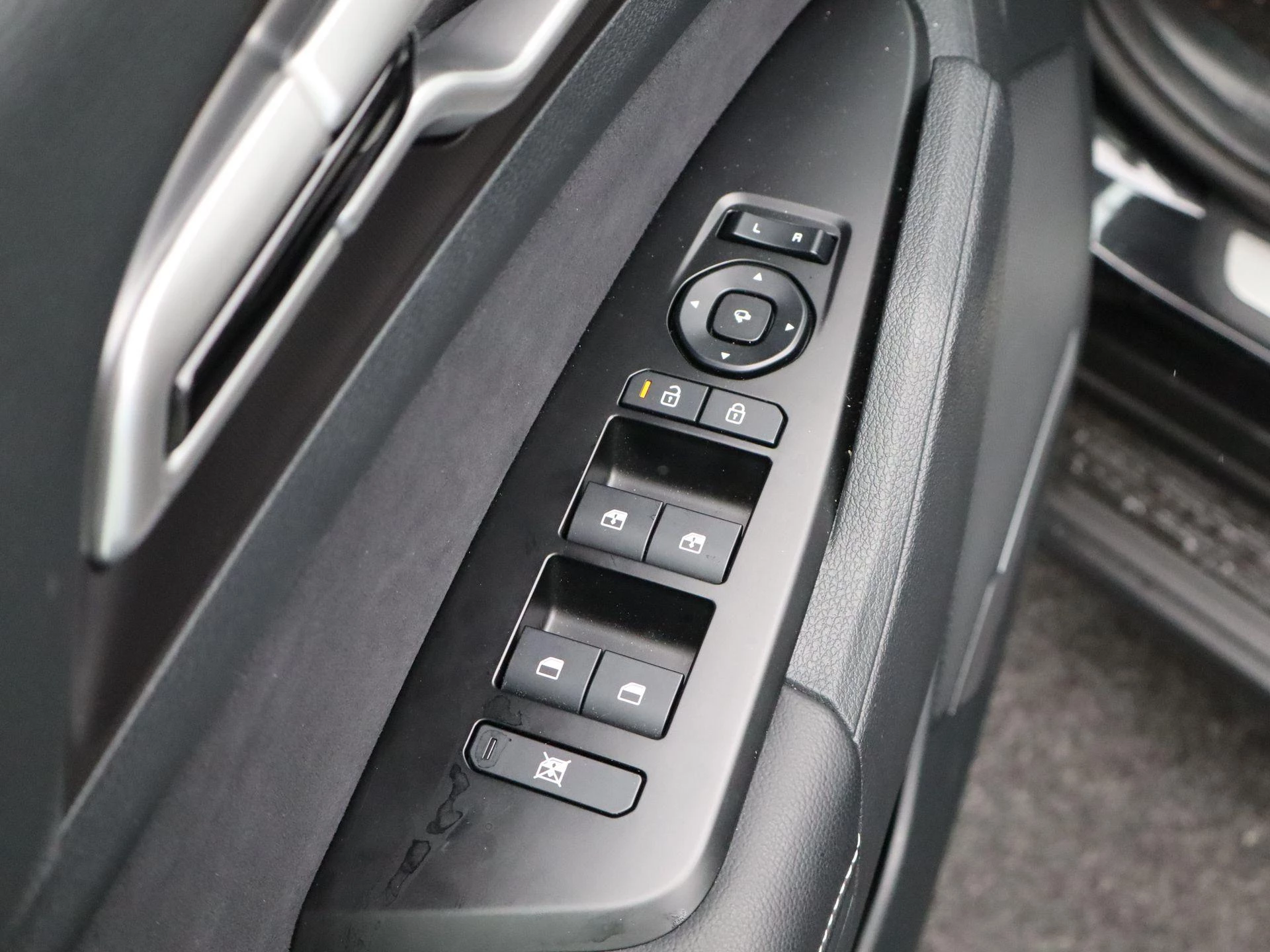 Kia-Sportage-image-25