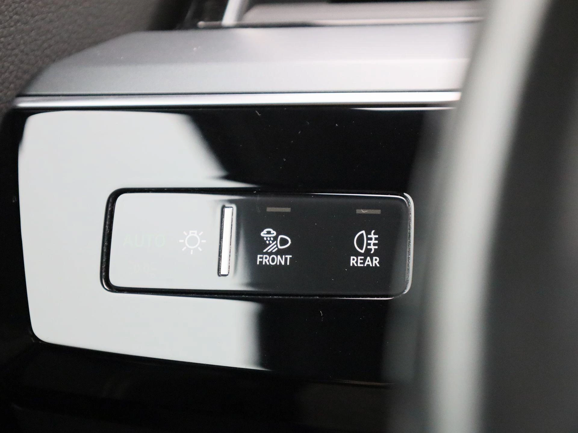 Audi-e-tron-image-30