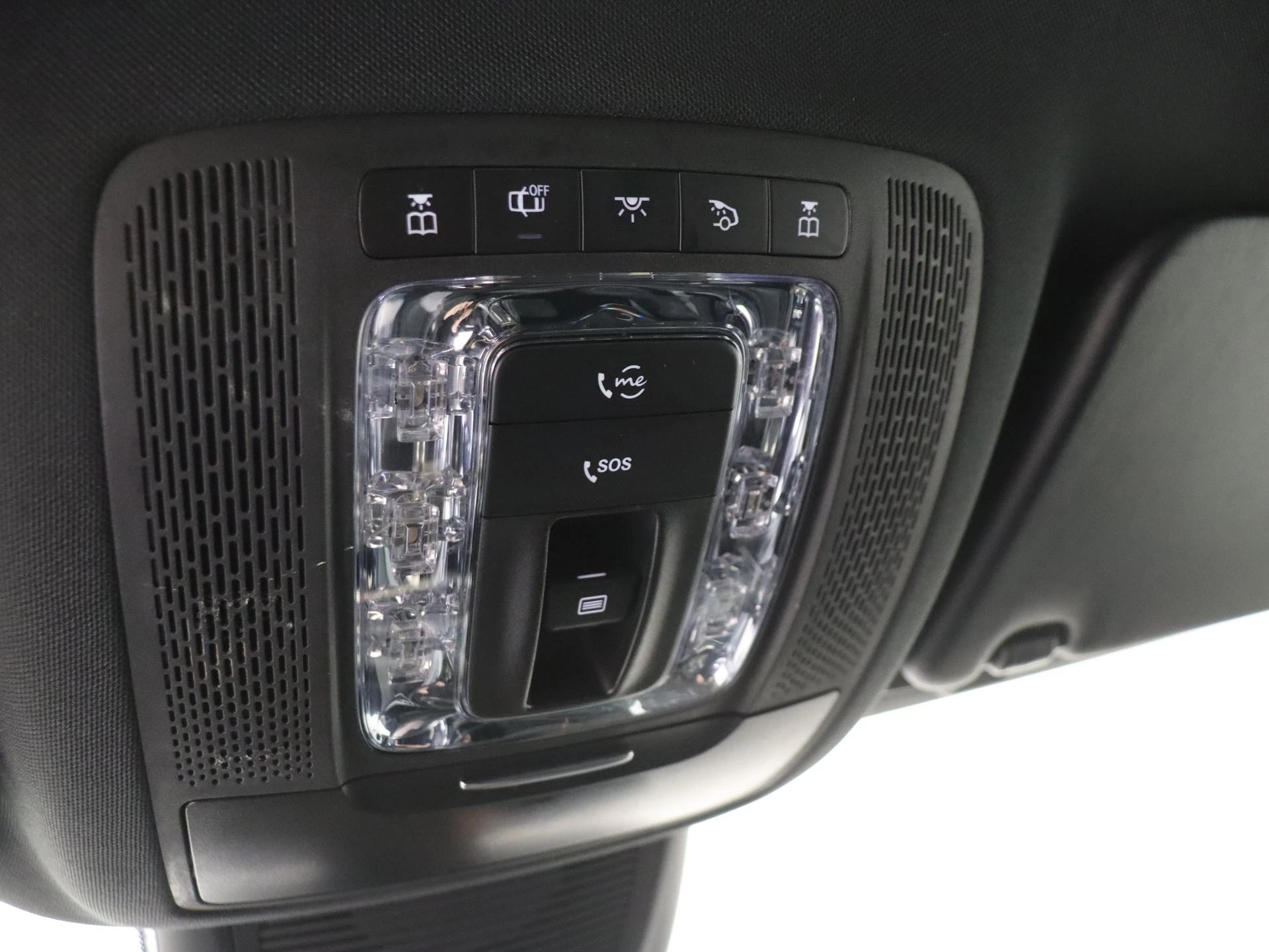 Mercedes-Benz-GLE-image-31