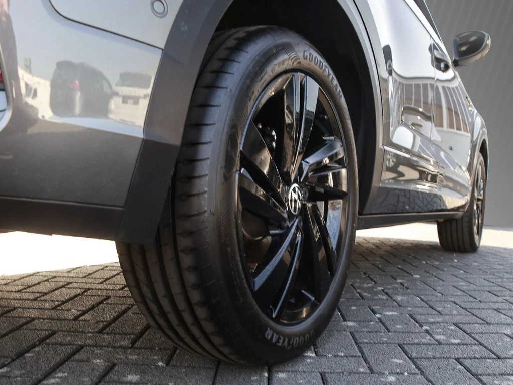 Volkswagen T-Roc 1.5 TSI DSG R-Line AHK/RFK/BlackStyle
