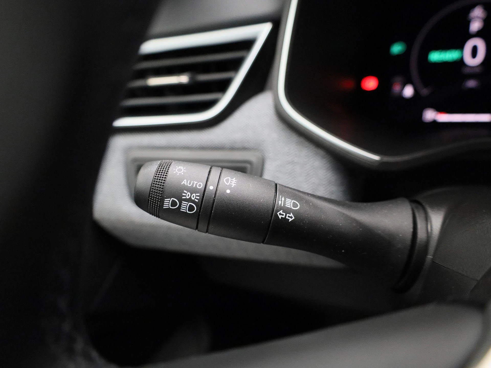 Renault-Clio-image-20