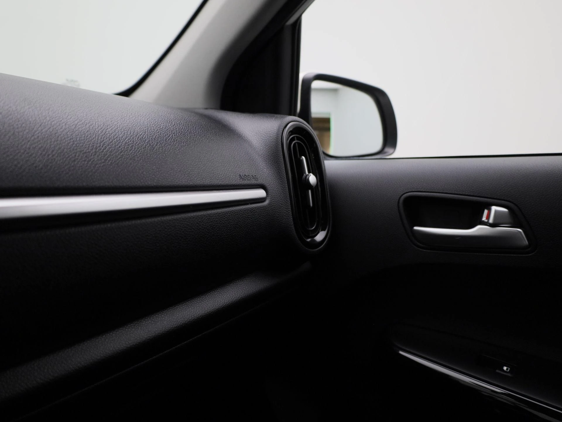 Kia-Picanto-image-25