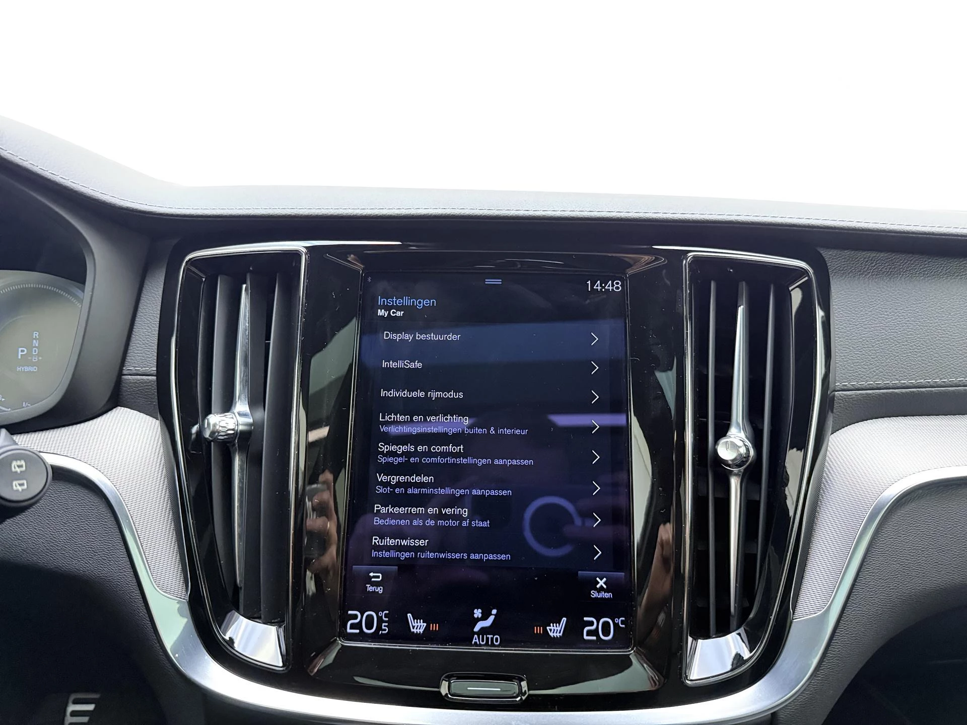 Volvo V60 2.0 T6 Plug-in hybrid AWD Essential Bright