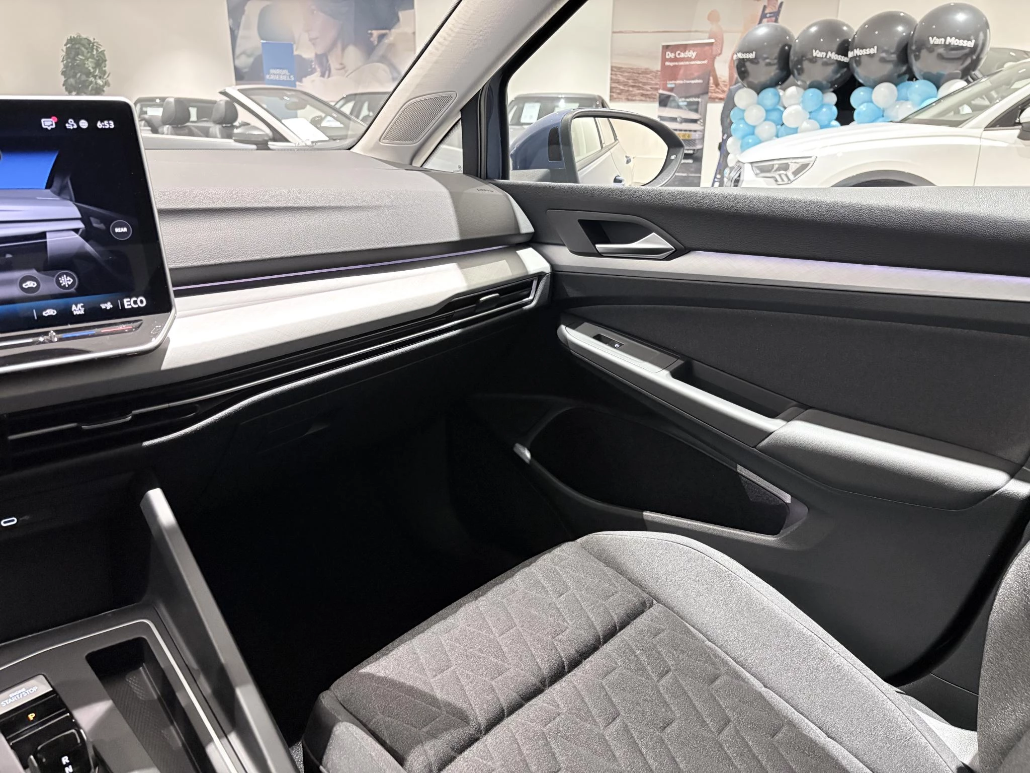 Volkswagen-Golf-image-30