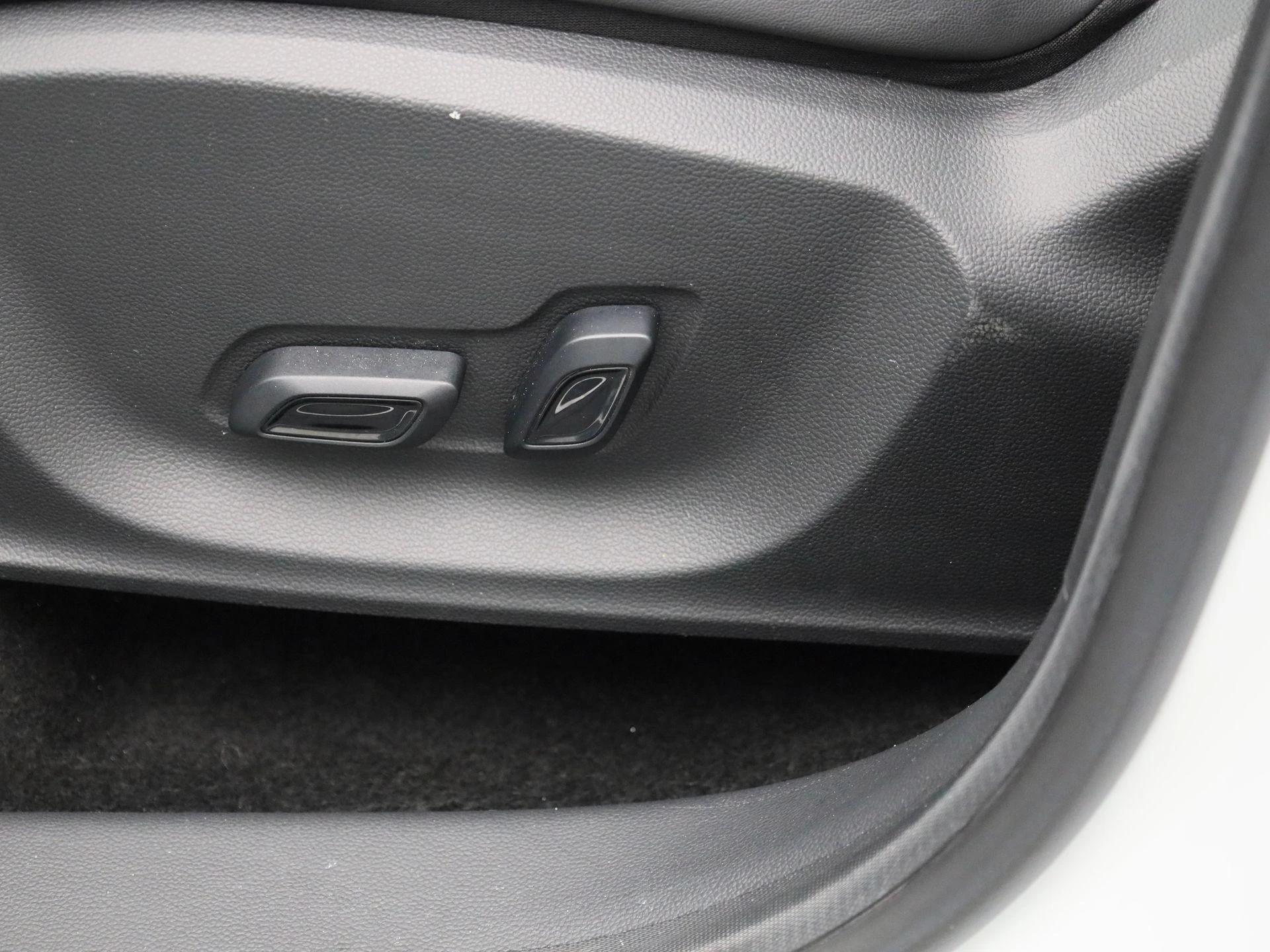 MG-ZS EV-image-29