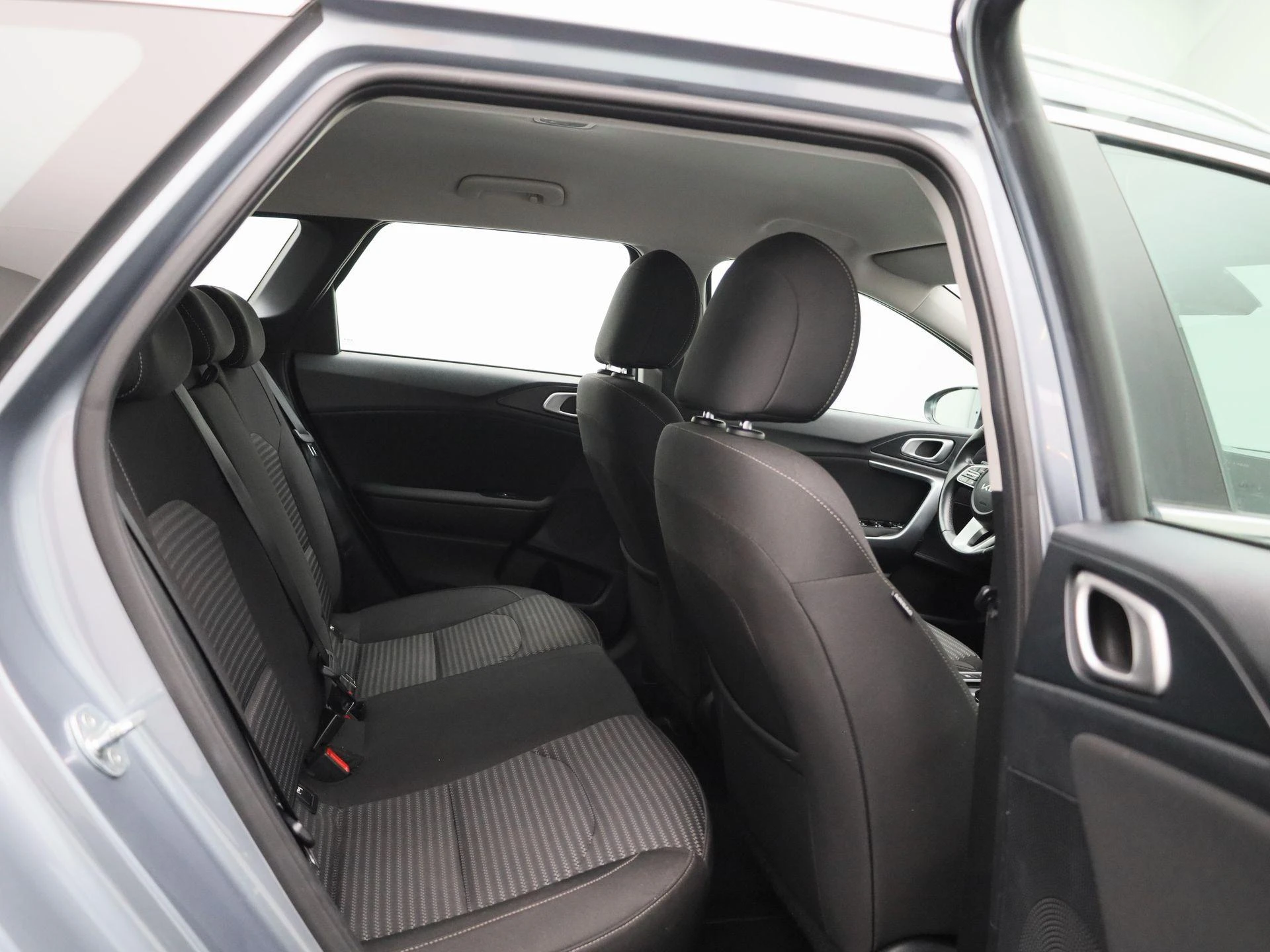 Kia-Ceed Sportswagon-image-32
