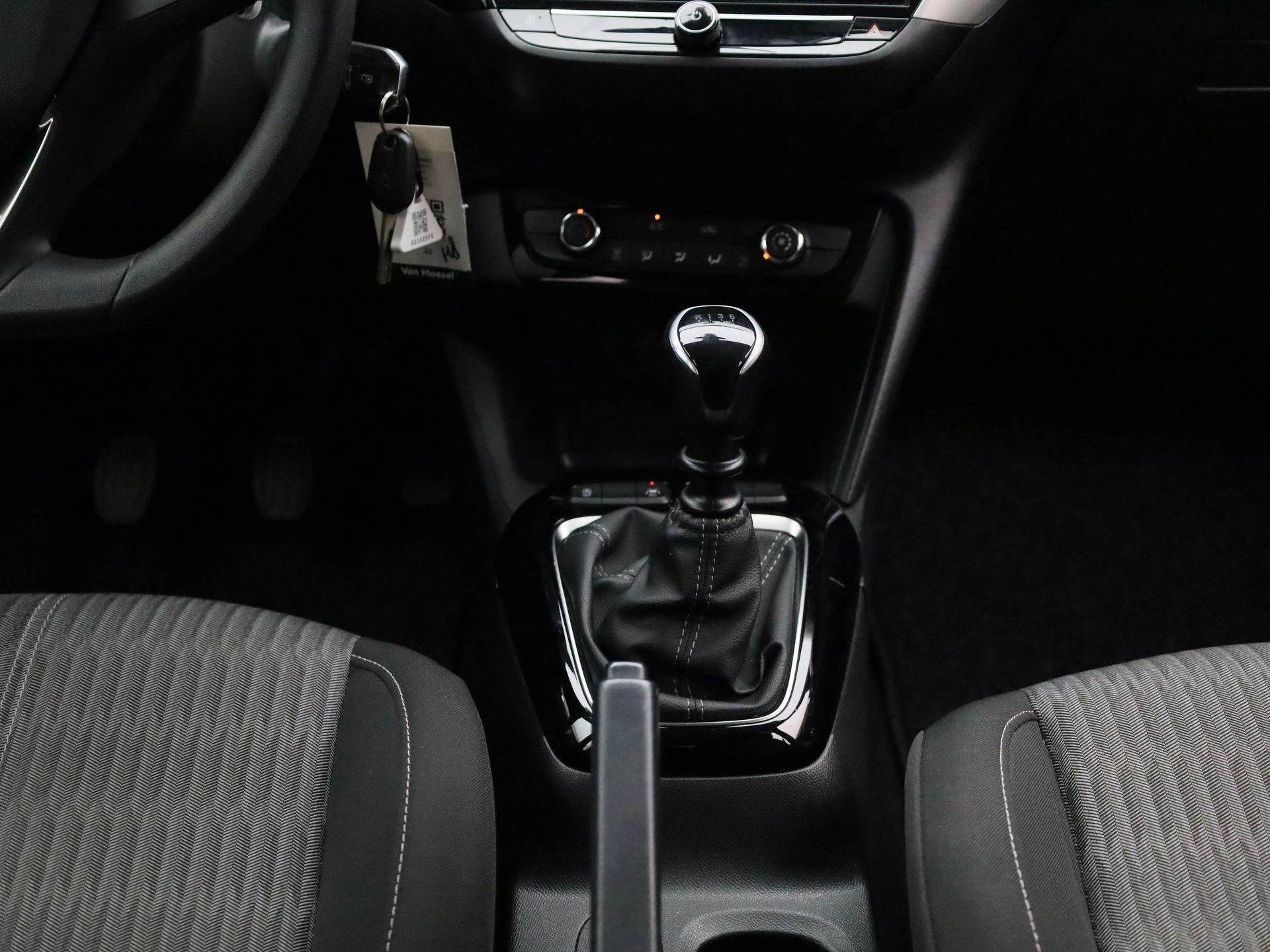 Opel-Corsa-image-8