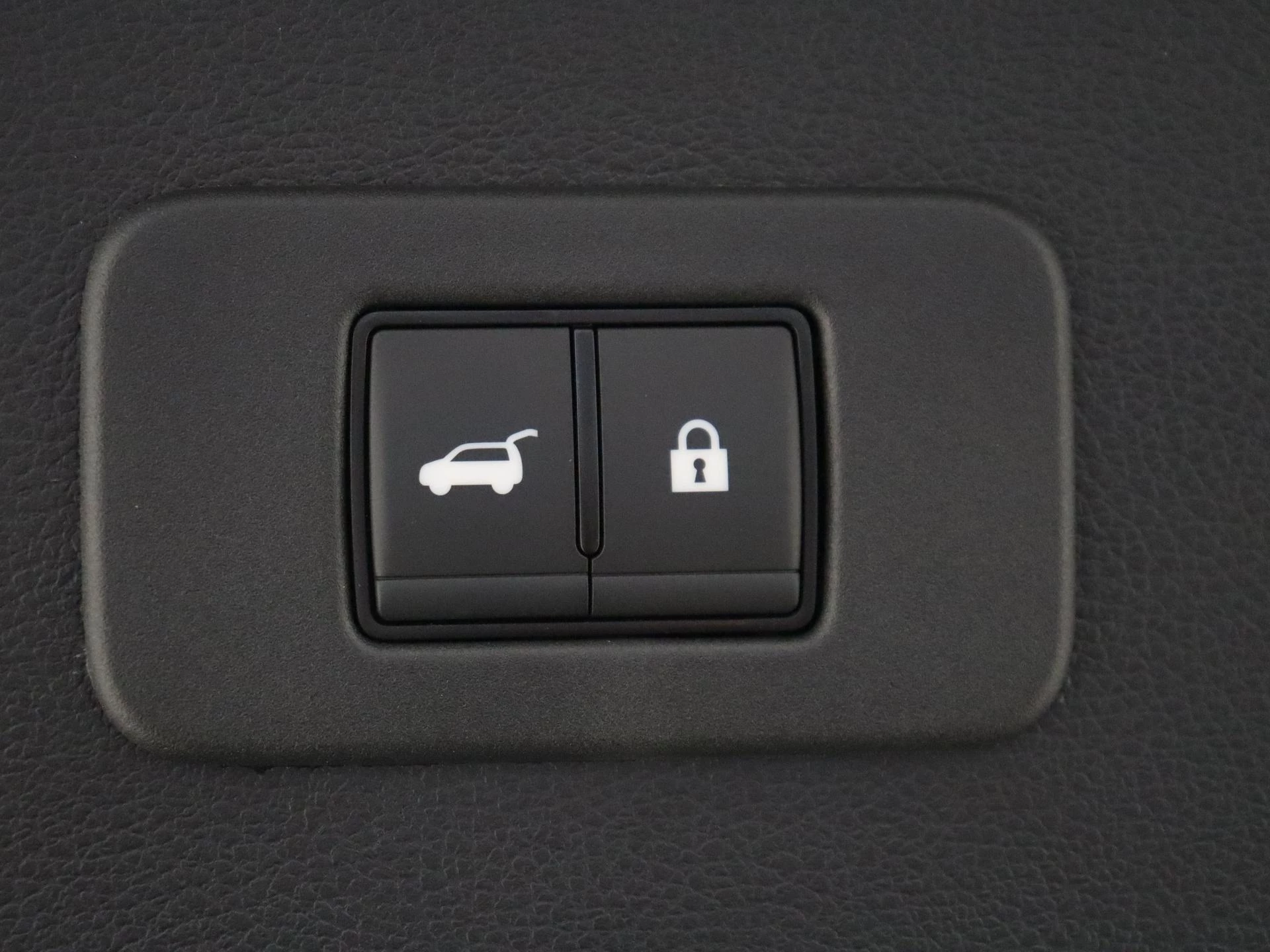 Nissan-Leaf-image-27