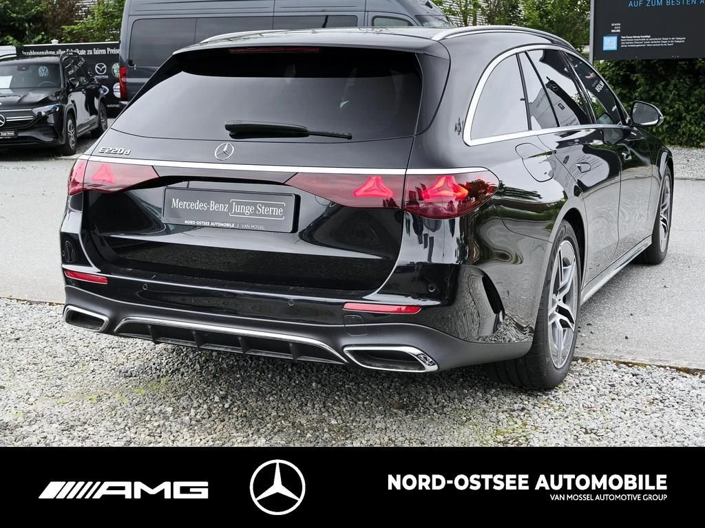 Mercedes-Benz E-Klasse 220 d T AMG AHK KEYLESS-GO SHZ MBUX AMG LineW214 E 220 d T AMG AHK KEYLESS-GO SHZ MBUX AMG Line