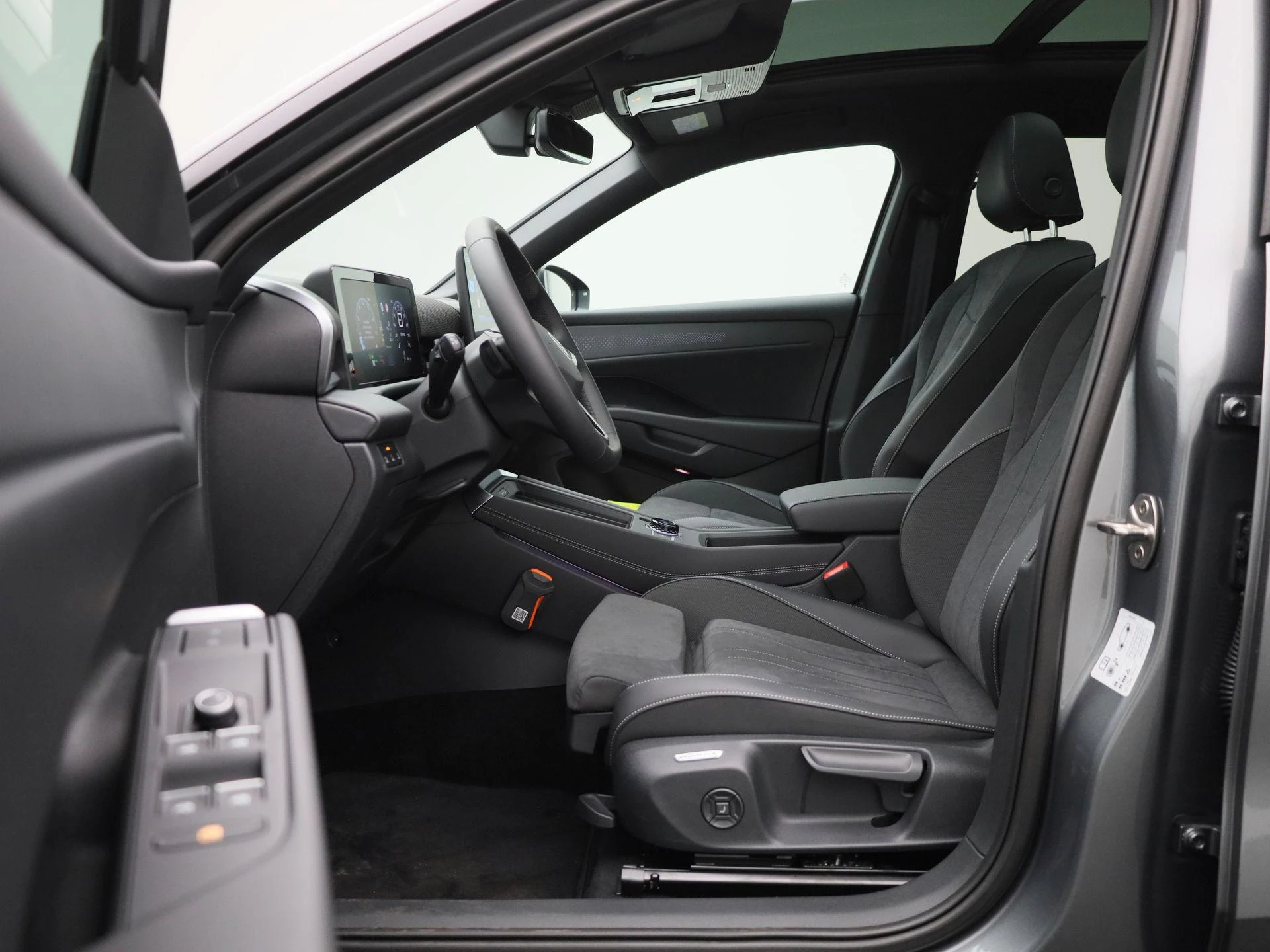 Volkswagen T-Roc 1.5 eTsi Style First Edition