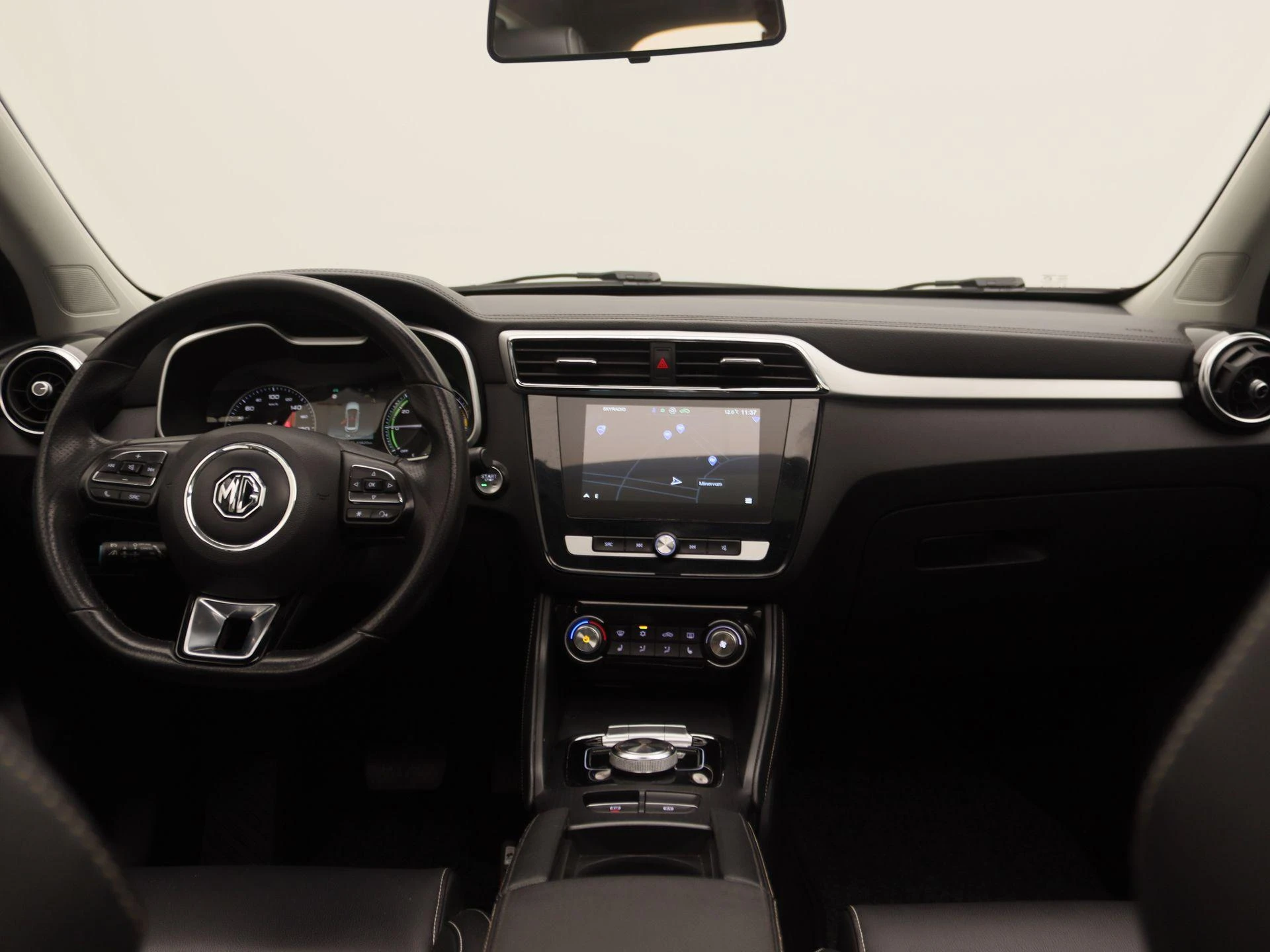 MG-ZS EV-image-7