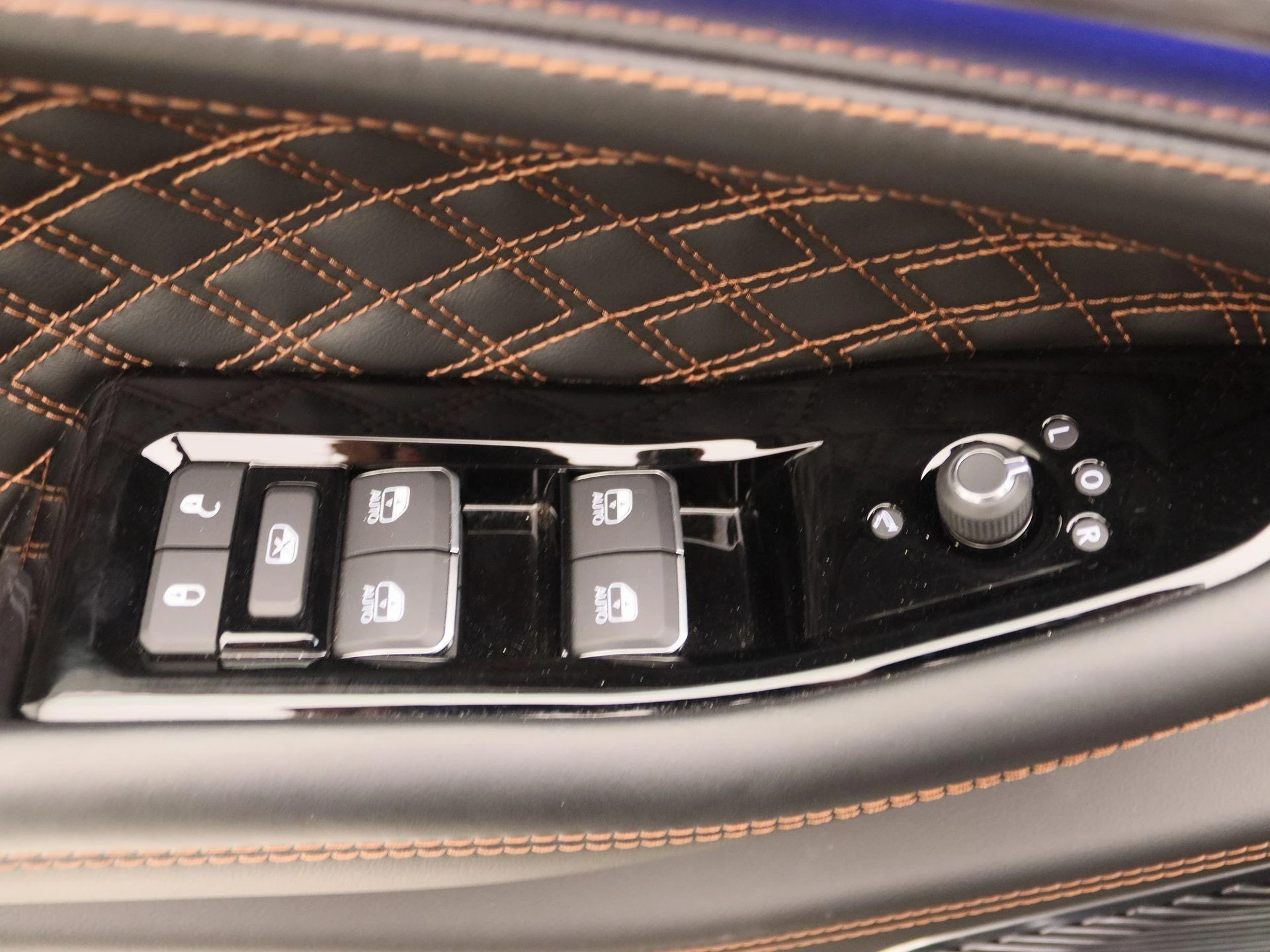 Jeep-Grand Cherokee-image-23