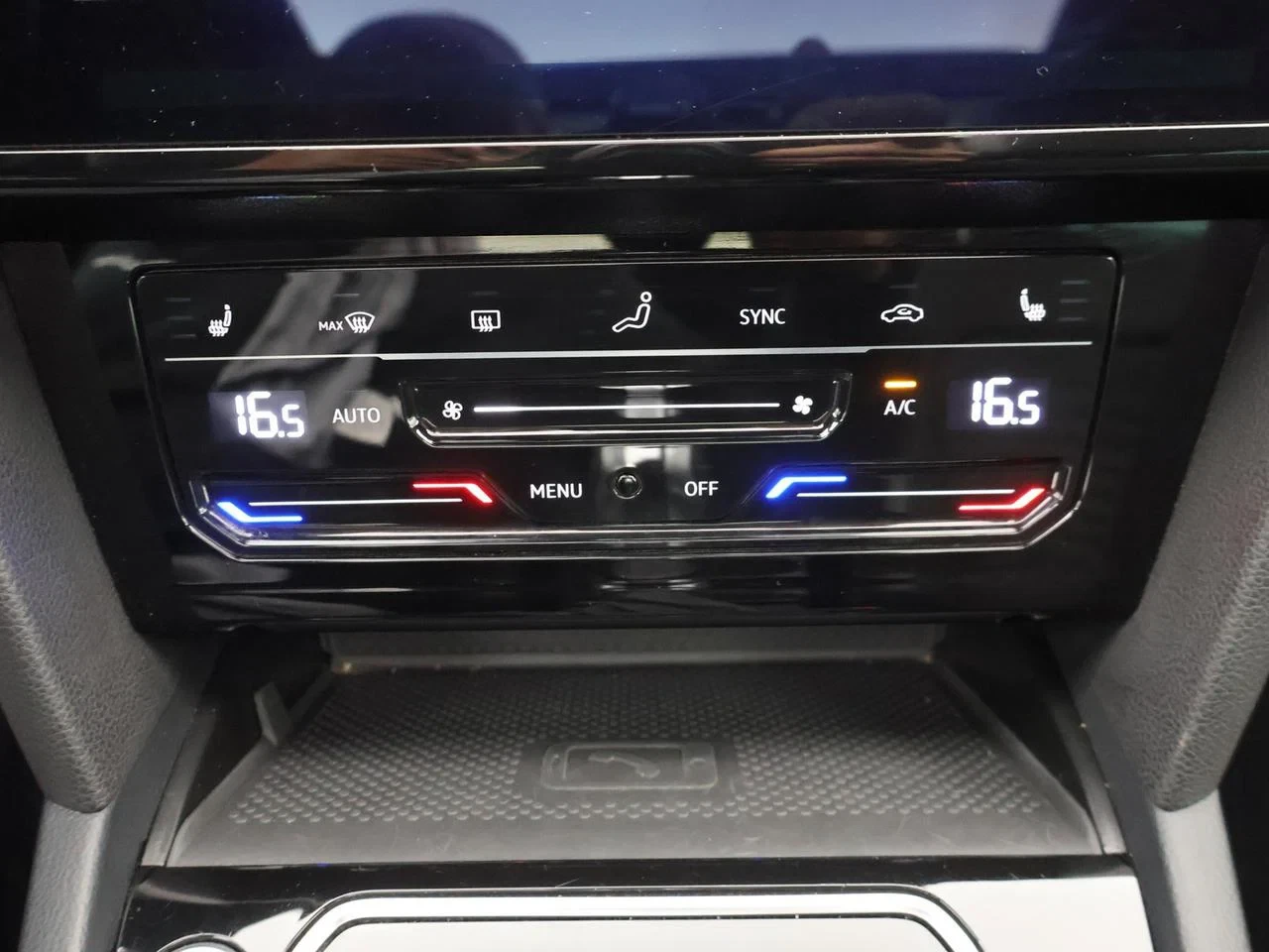Volkswagen-Passat-image-24