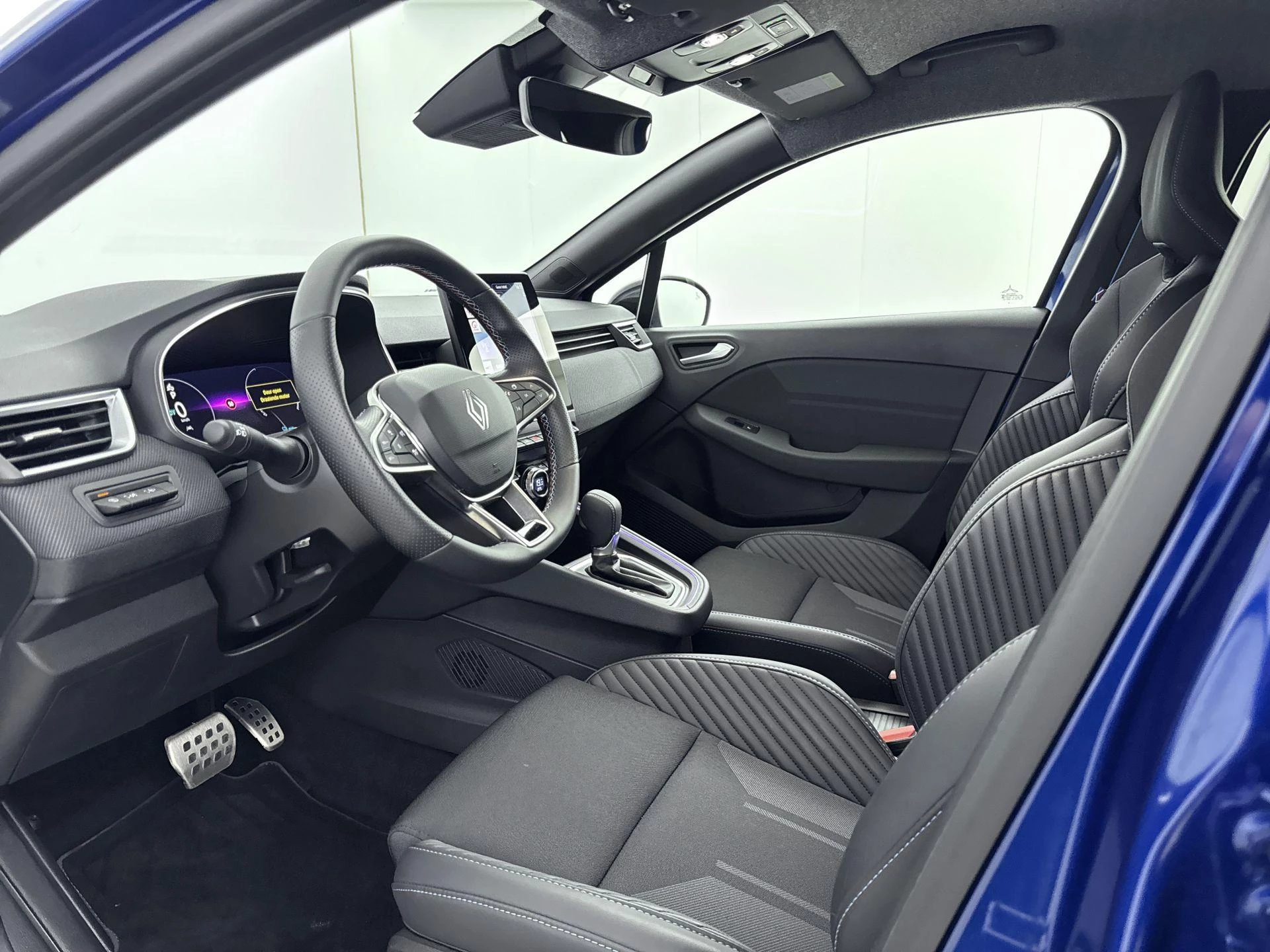 Renault-Clio-image-7