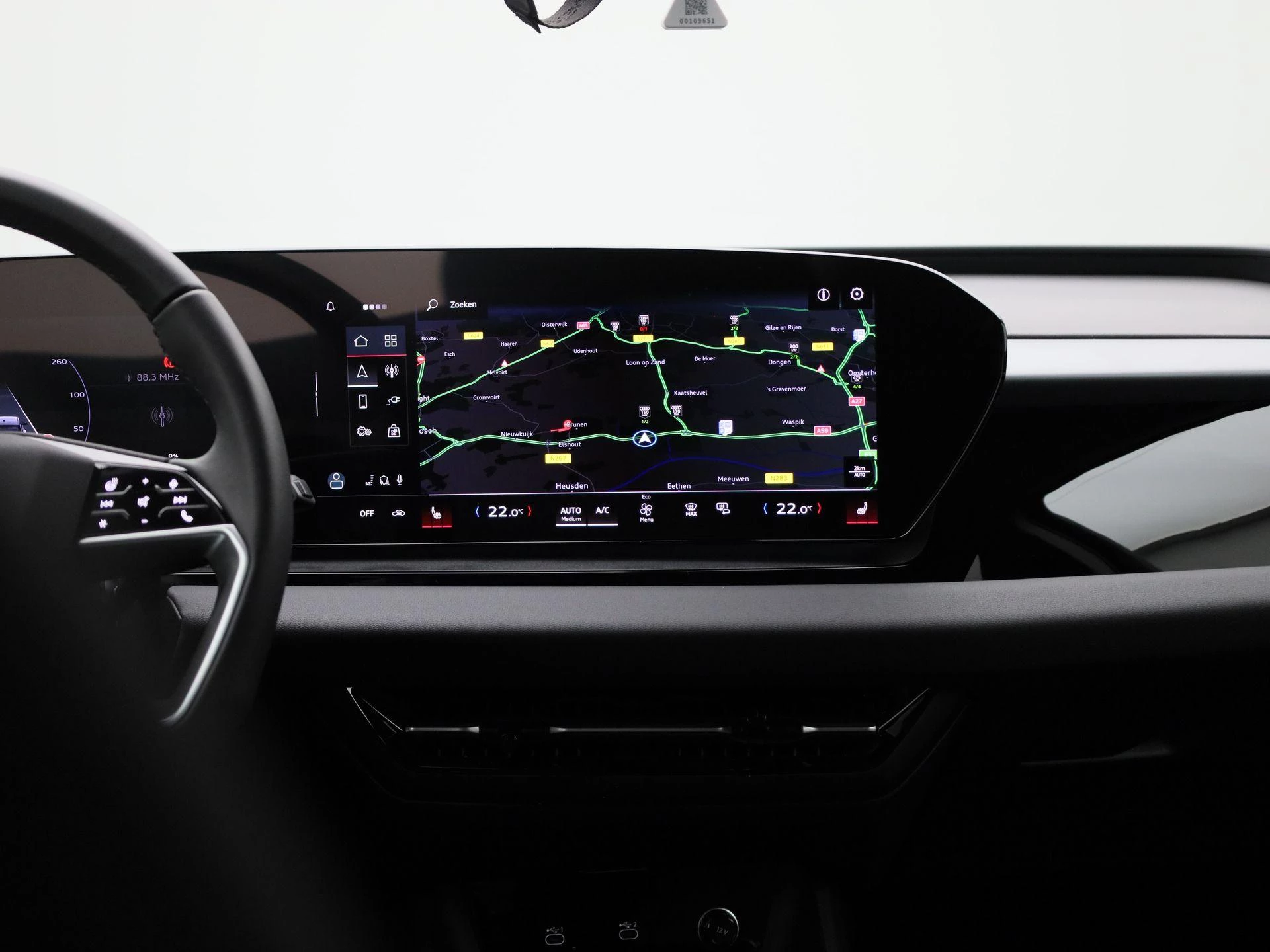 Audi-Q6 e-tron-image-8