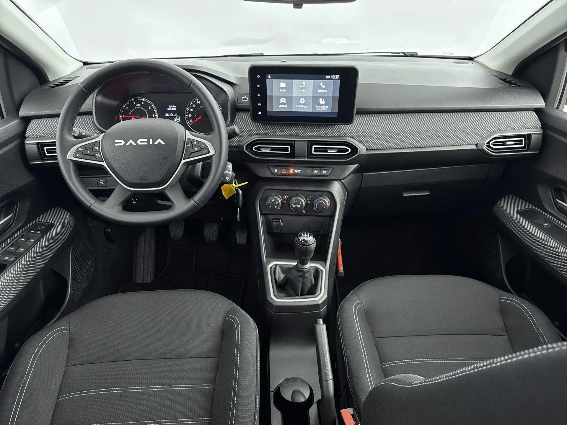 Dacia-Sandero-image-17