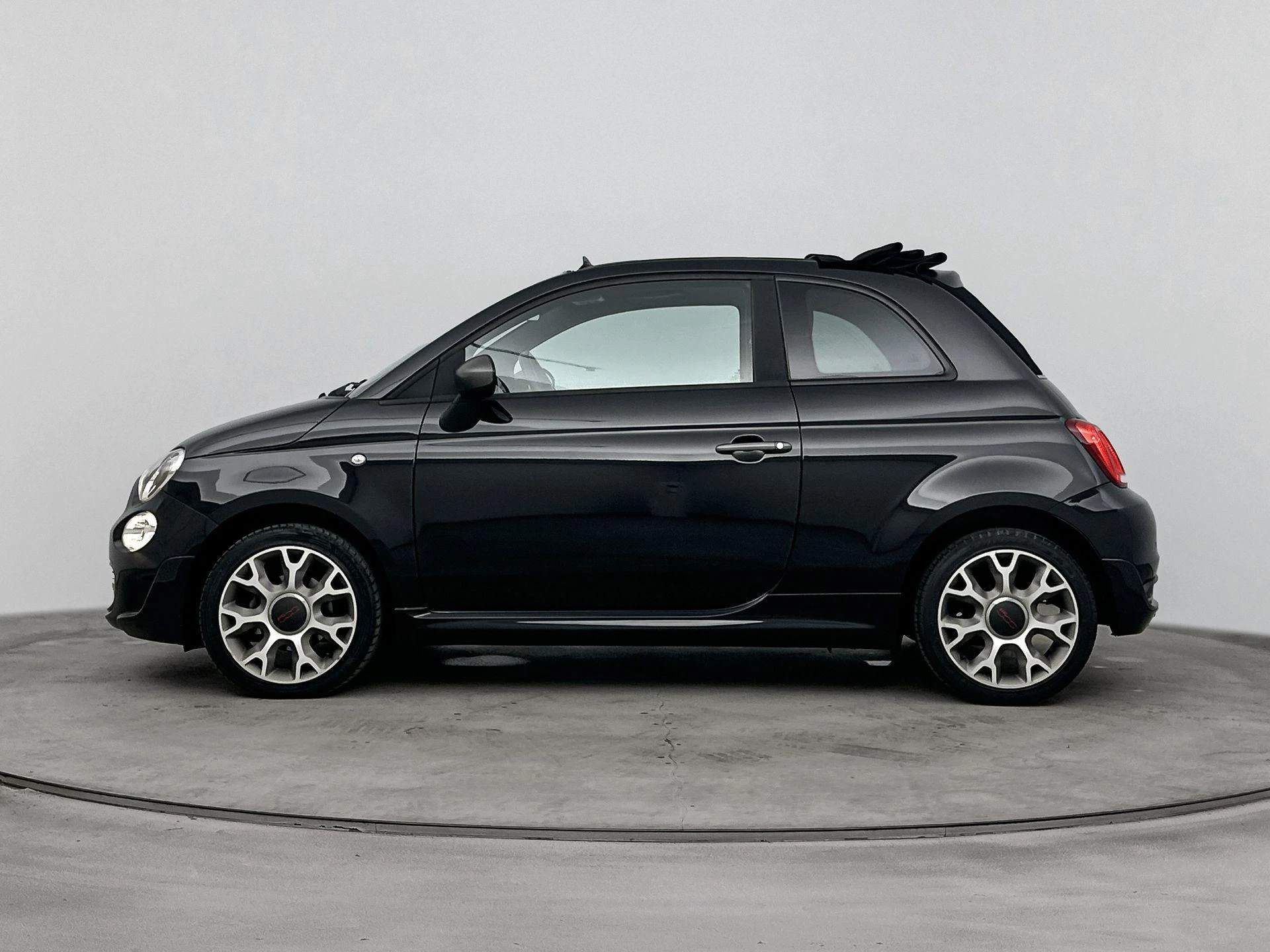 Fiat-500C-image-1
