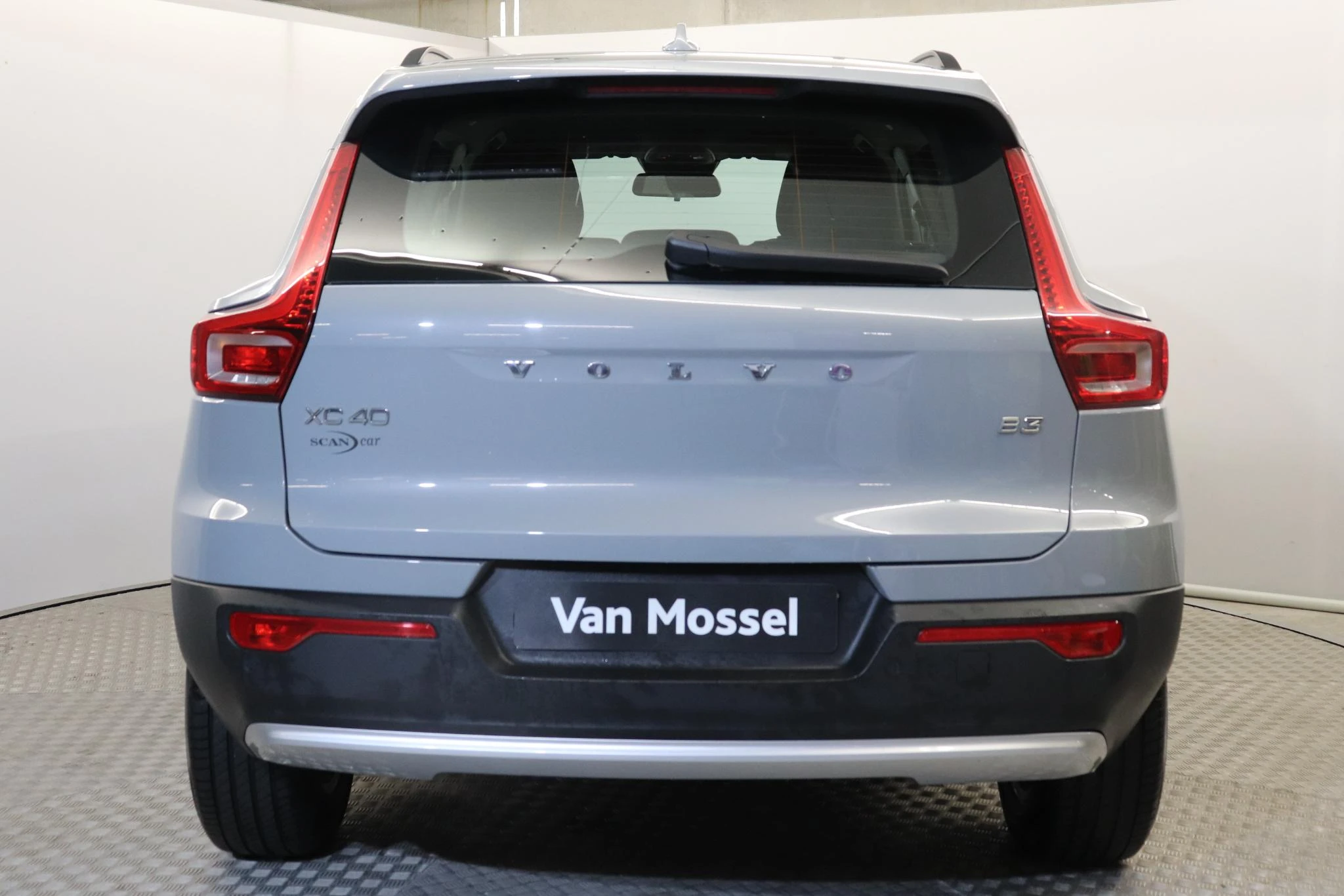 Volvo-XC40-image-3
