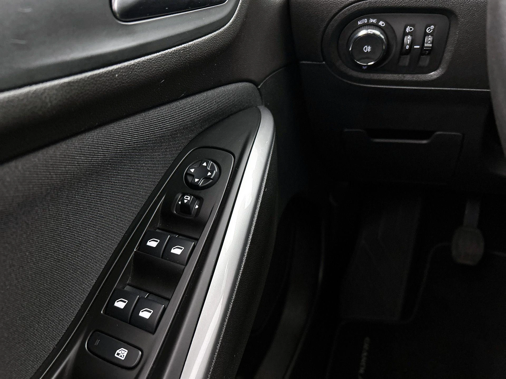 Opel-Grandland X-image-28